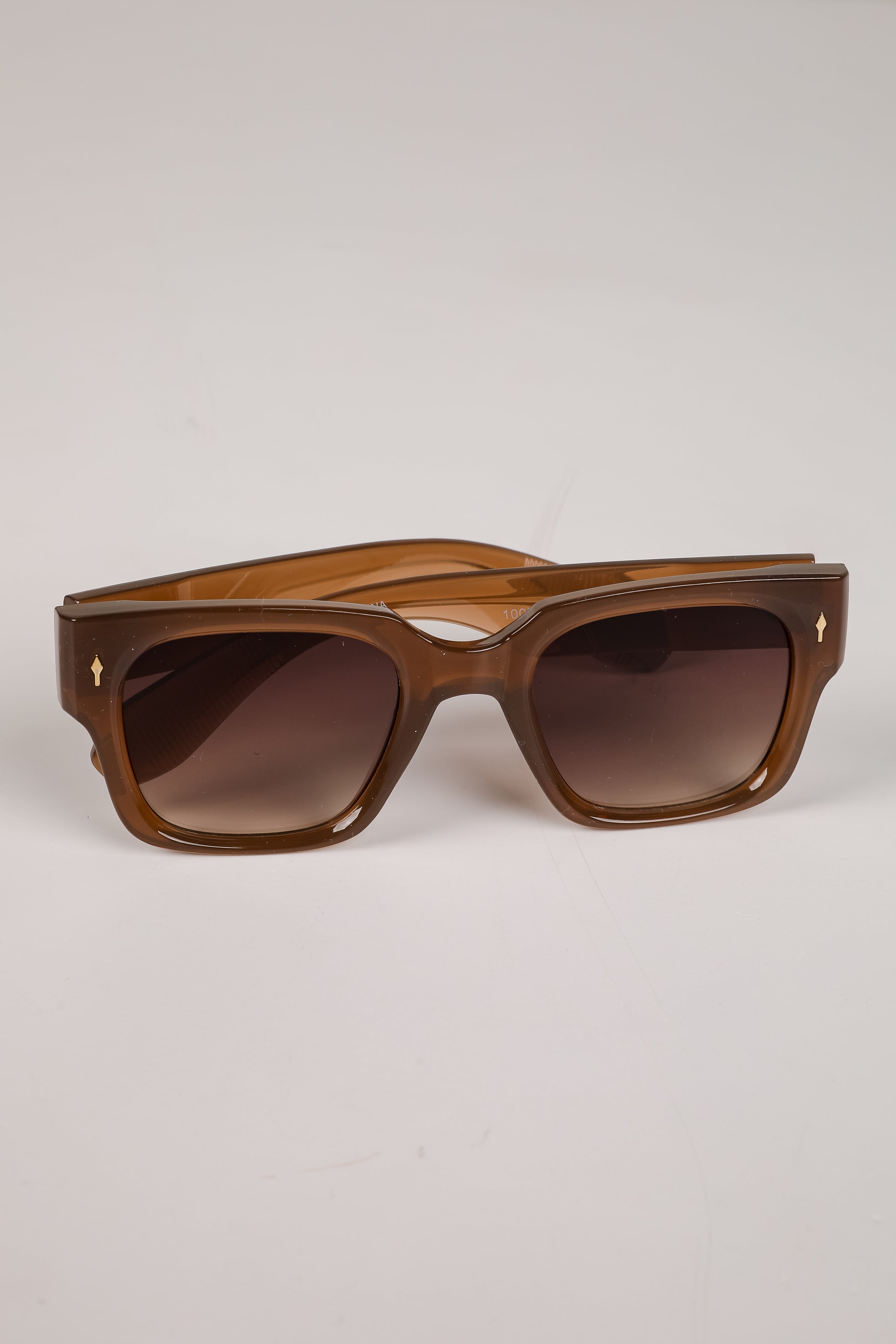 Trendsetting Take Brown Square Sunglasses