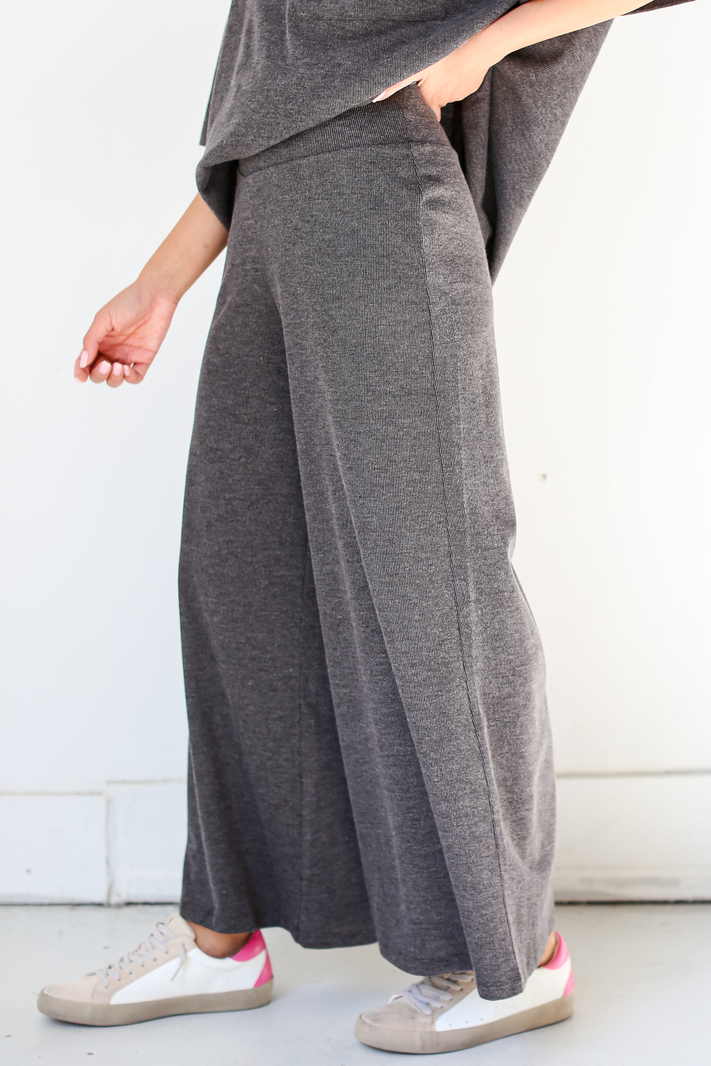 black Wide Leg Pants side view