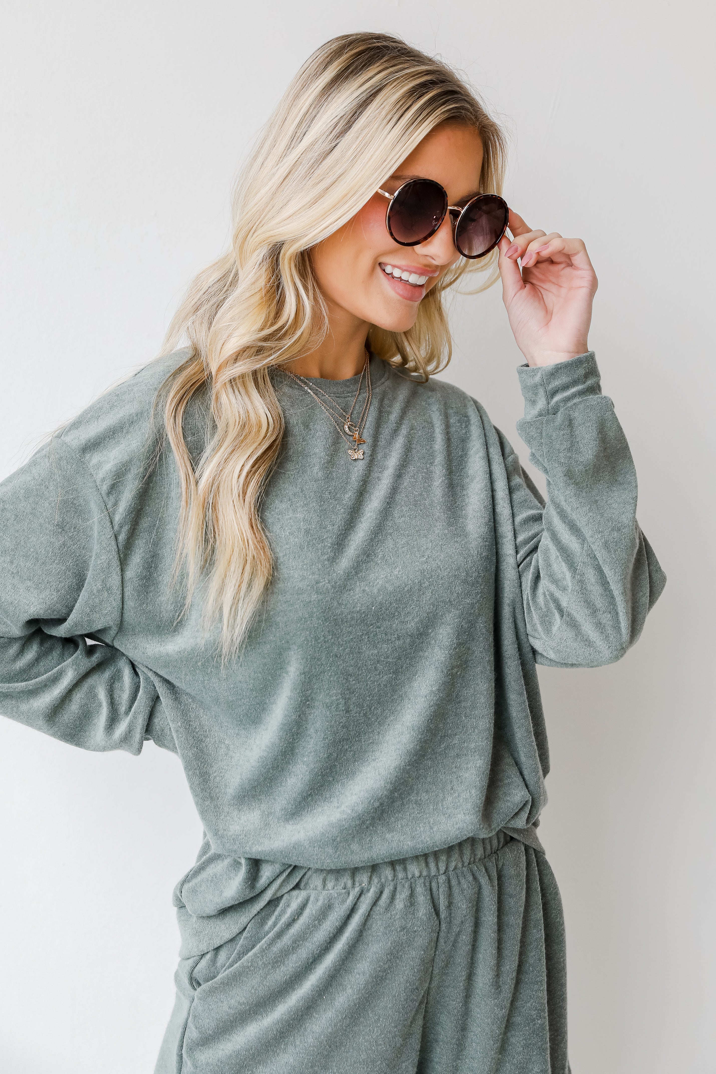 Terry Cloth Pullover in olive