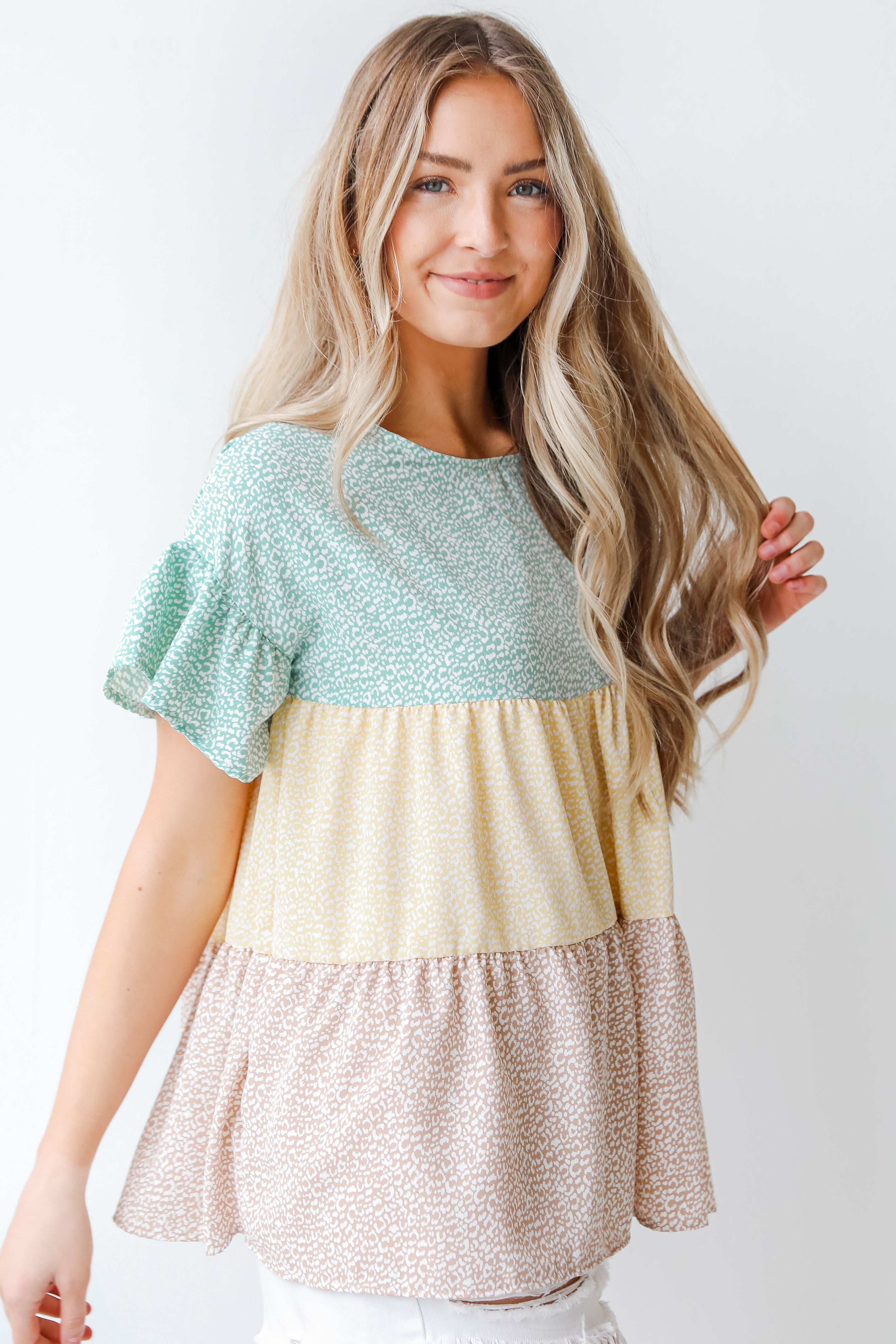 Color Block Tiered Blouse side view