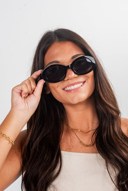 Main Frame Oval Sunglasses