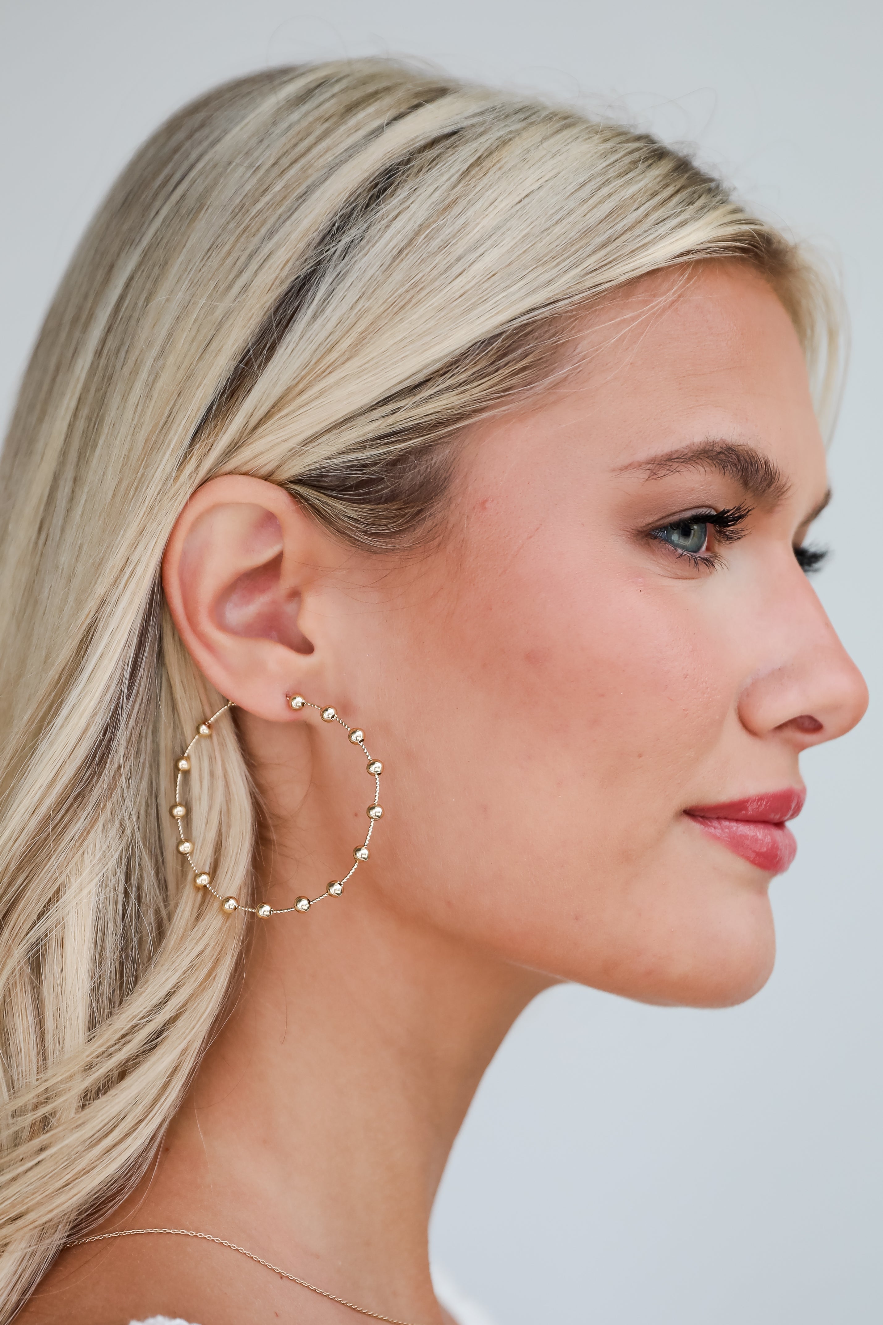 trendy gold hoops