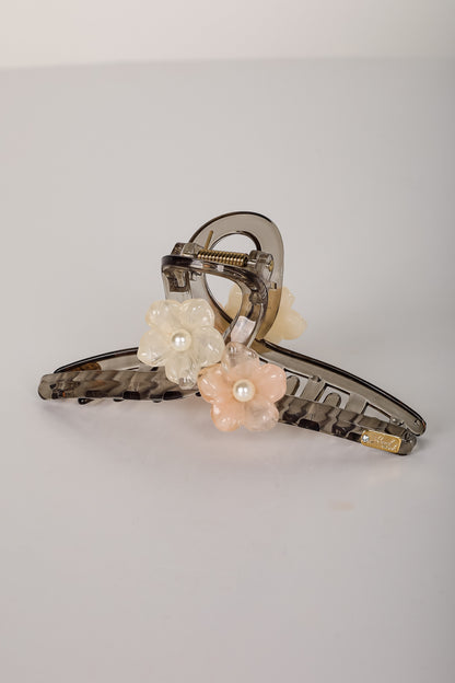 Shining Sweetheart Black Floral Claw Hair Clip