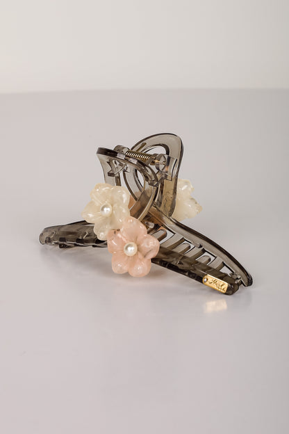 Shining Sweetheart Black Floral Claw Hair Clip