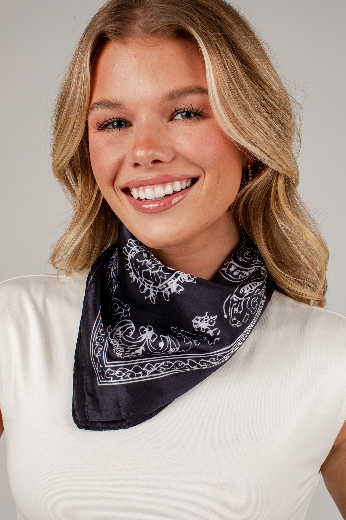 Classic Touch Black Printed Scarf