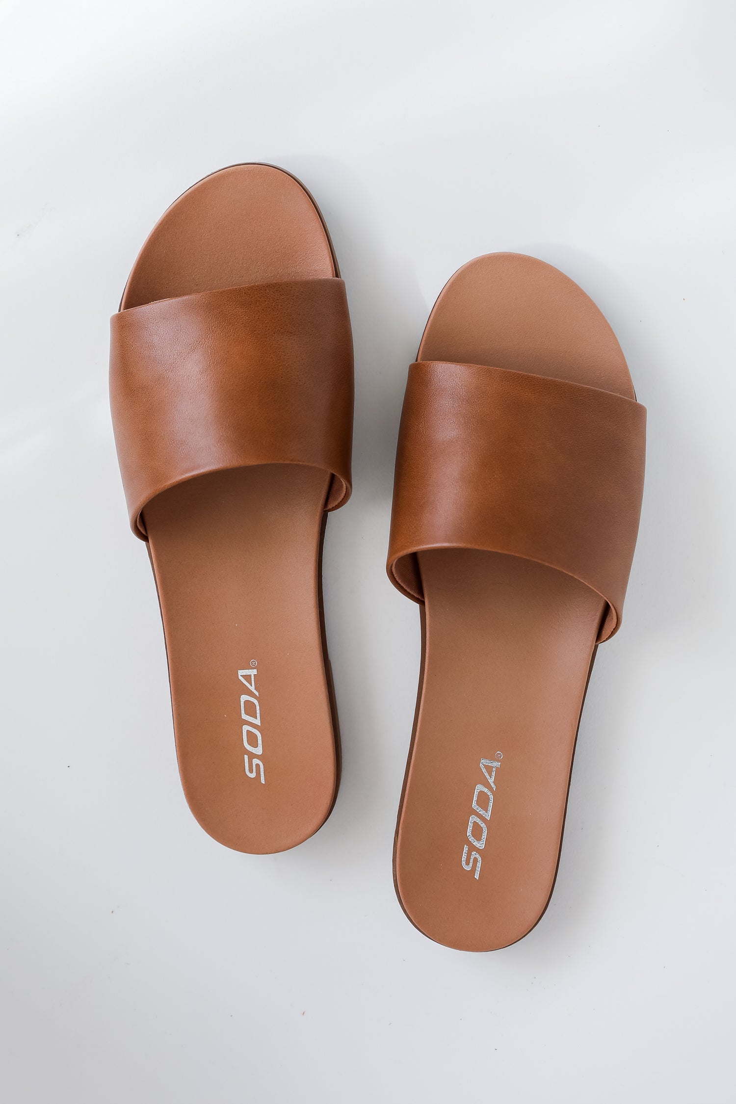 flat sandals