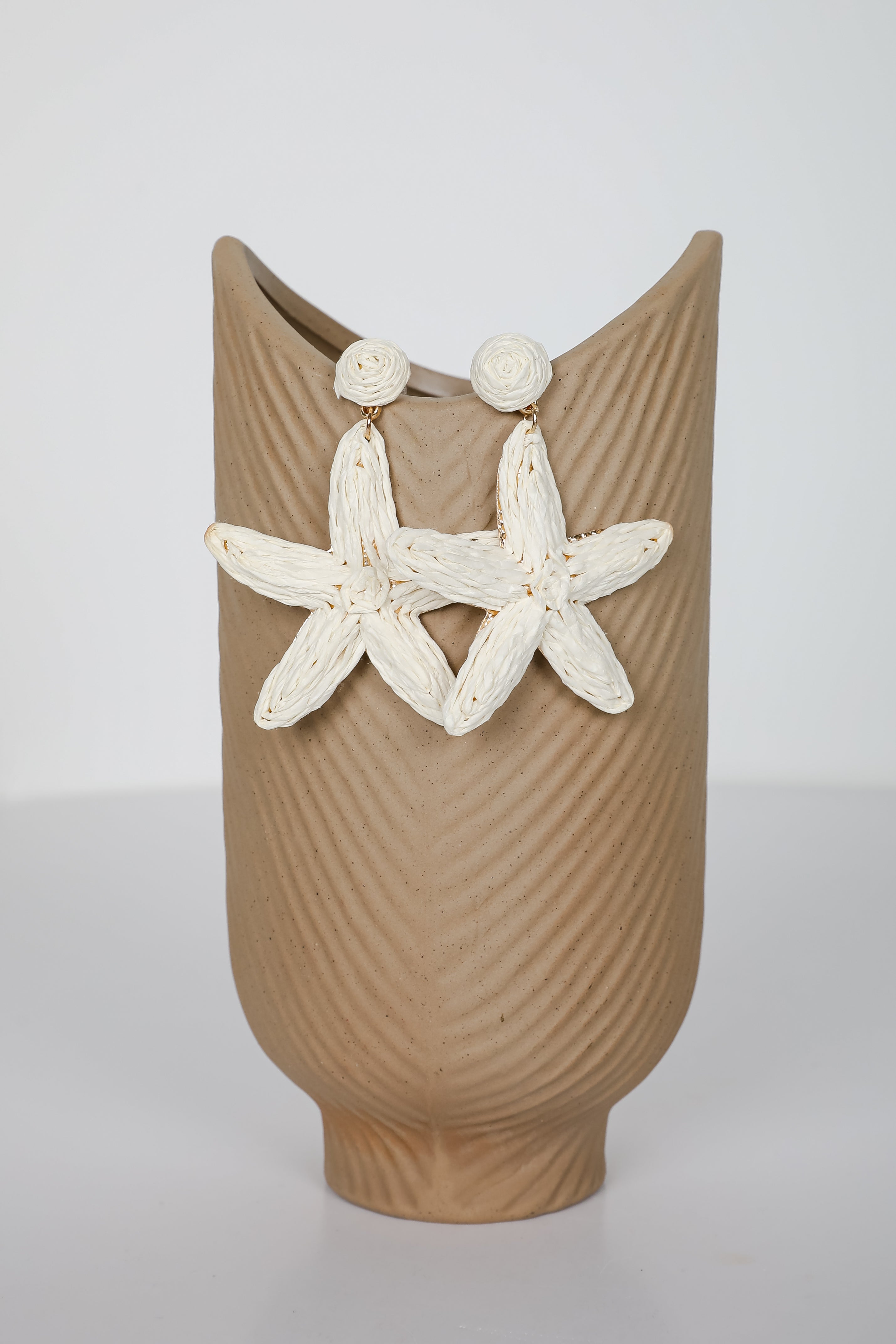 Elaine Cream Straw Flower Earrings