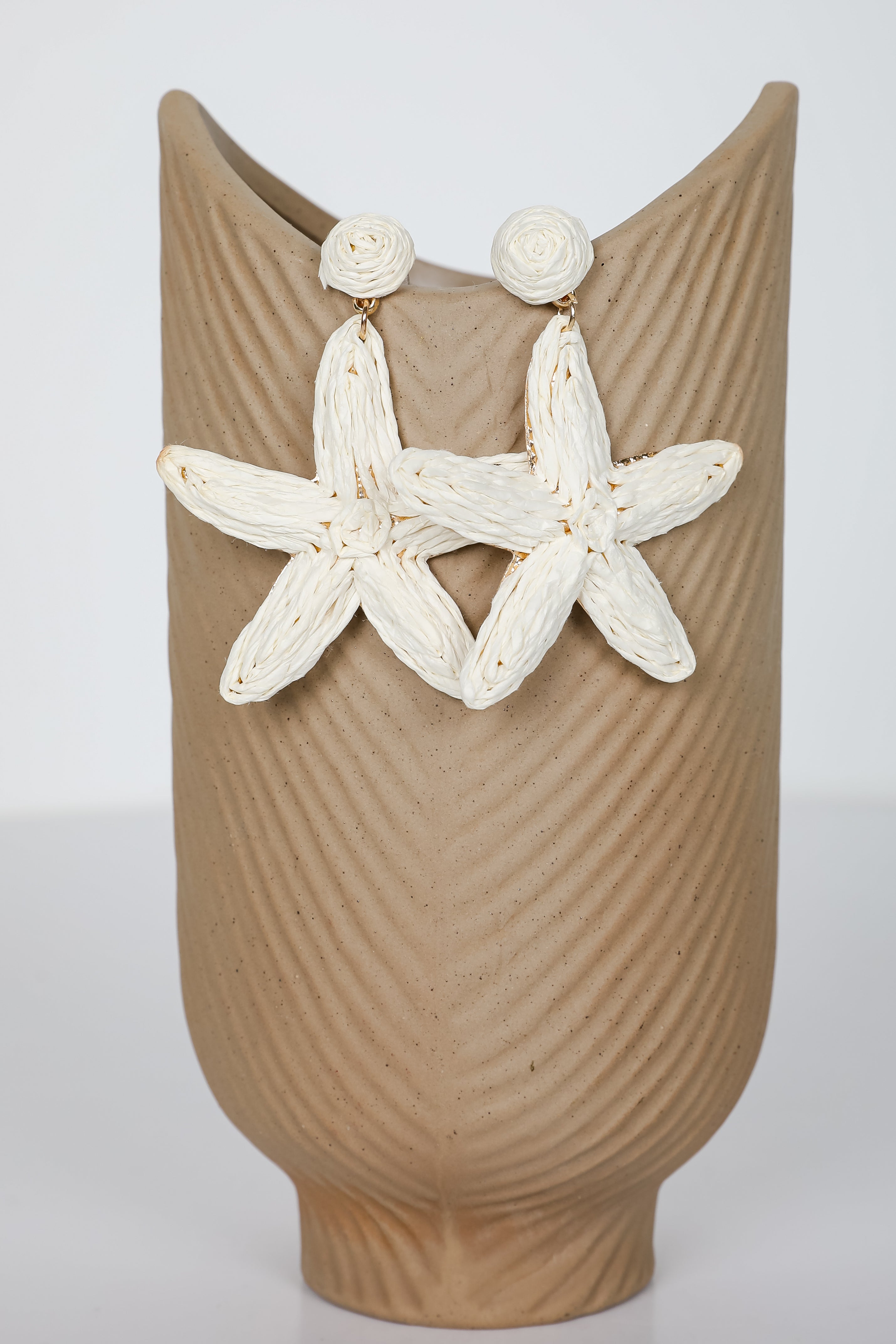 Elaine Cream Straw Flower Earrings