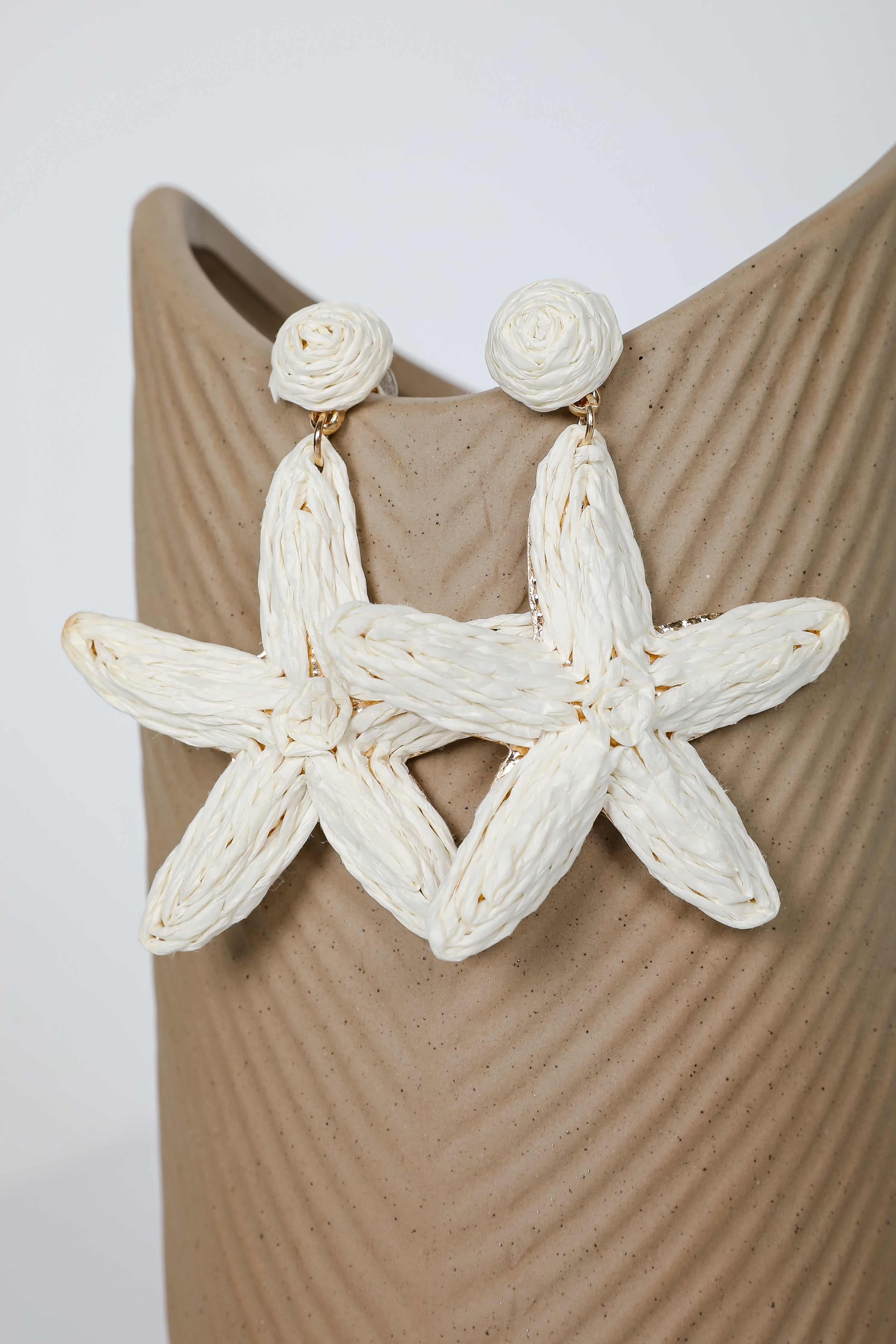 Elaine Cream Straw Flower Earrings