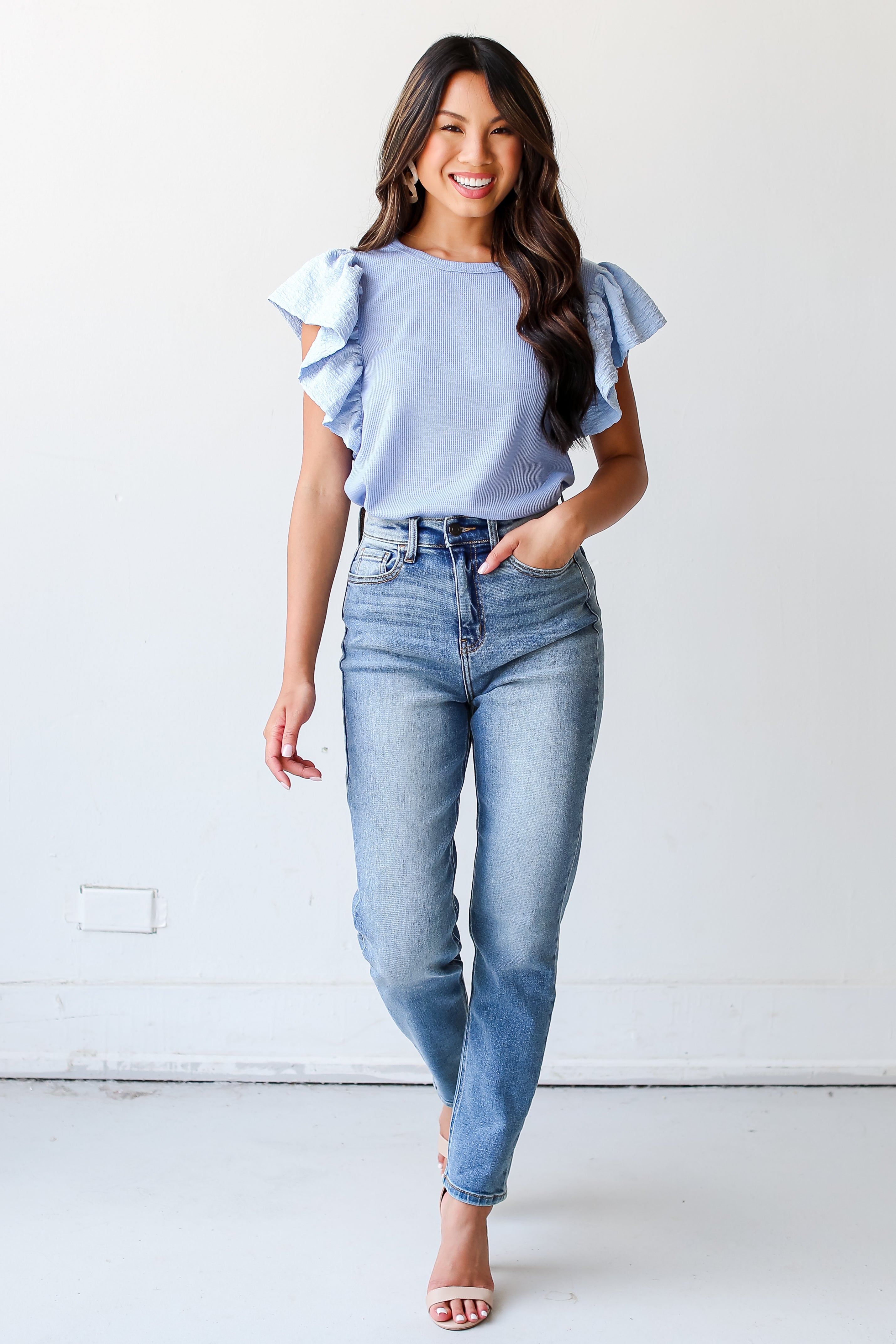 Mom Jeans on dress up model