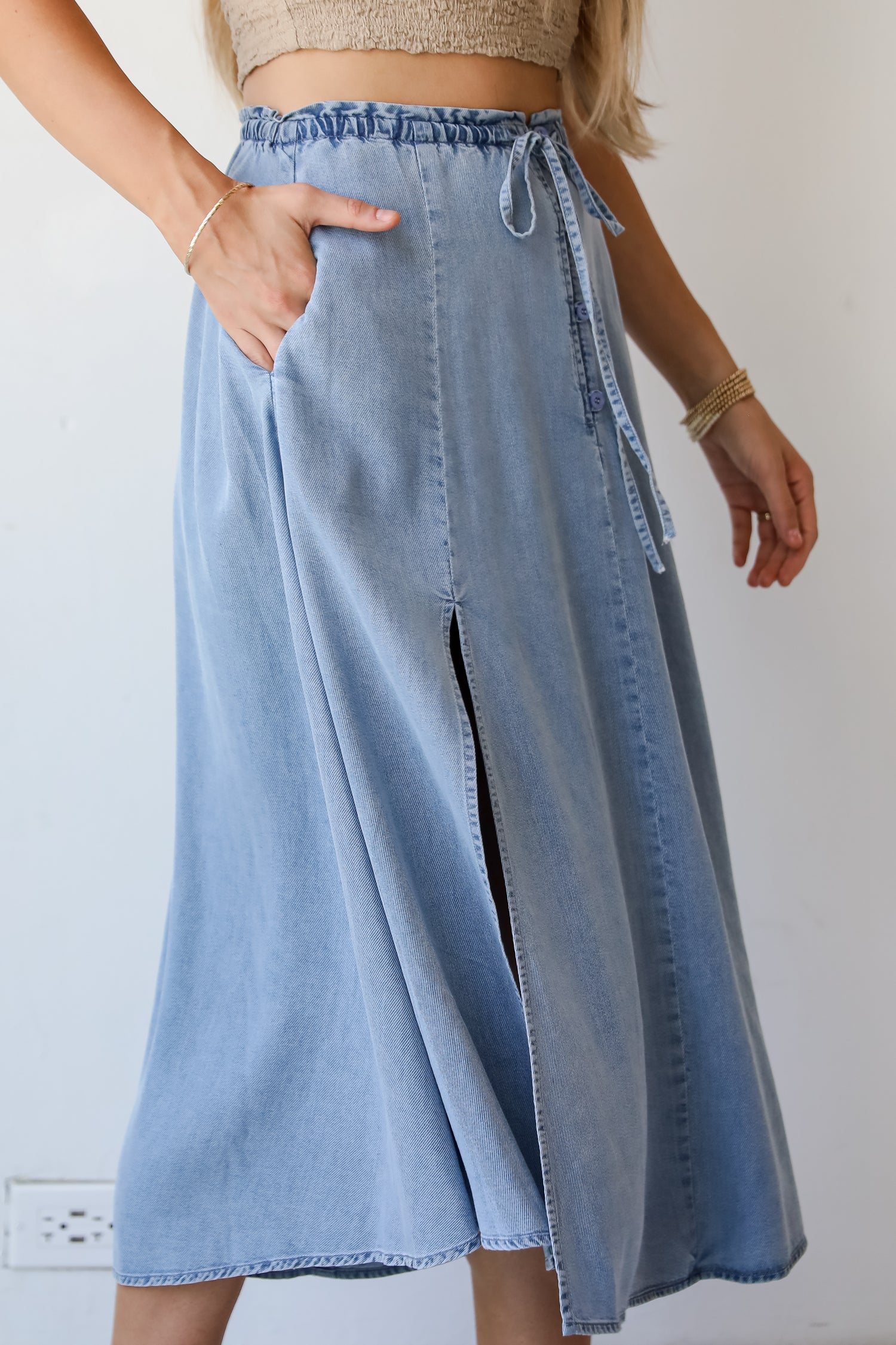 Distinct Style Denim Midi Skirt