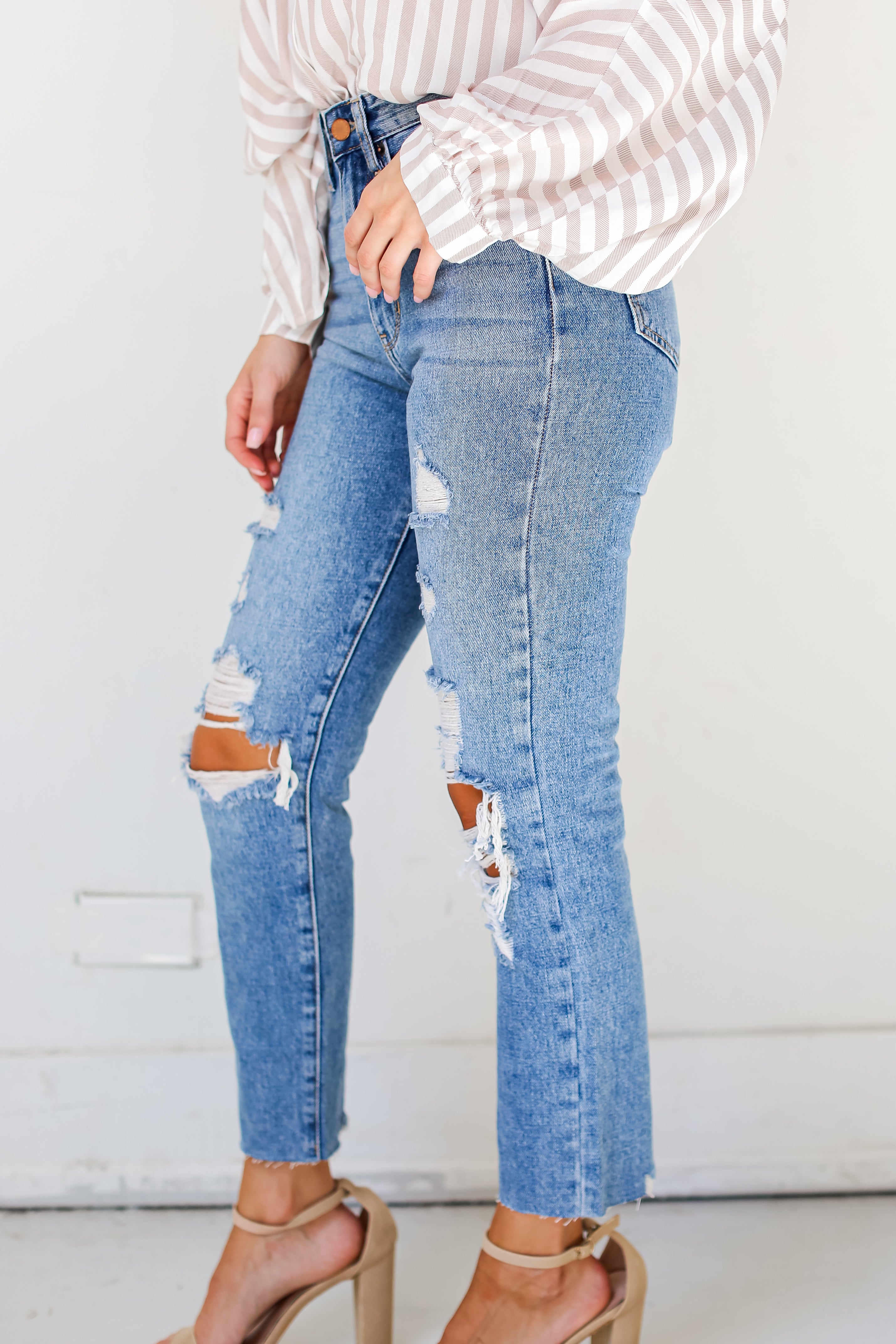 medium wash Distressed Mom Jeans side view