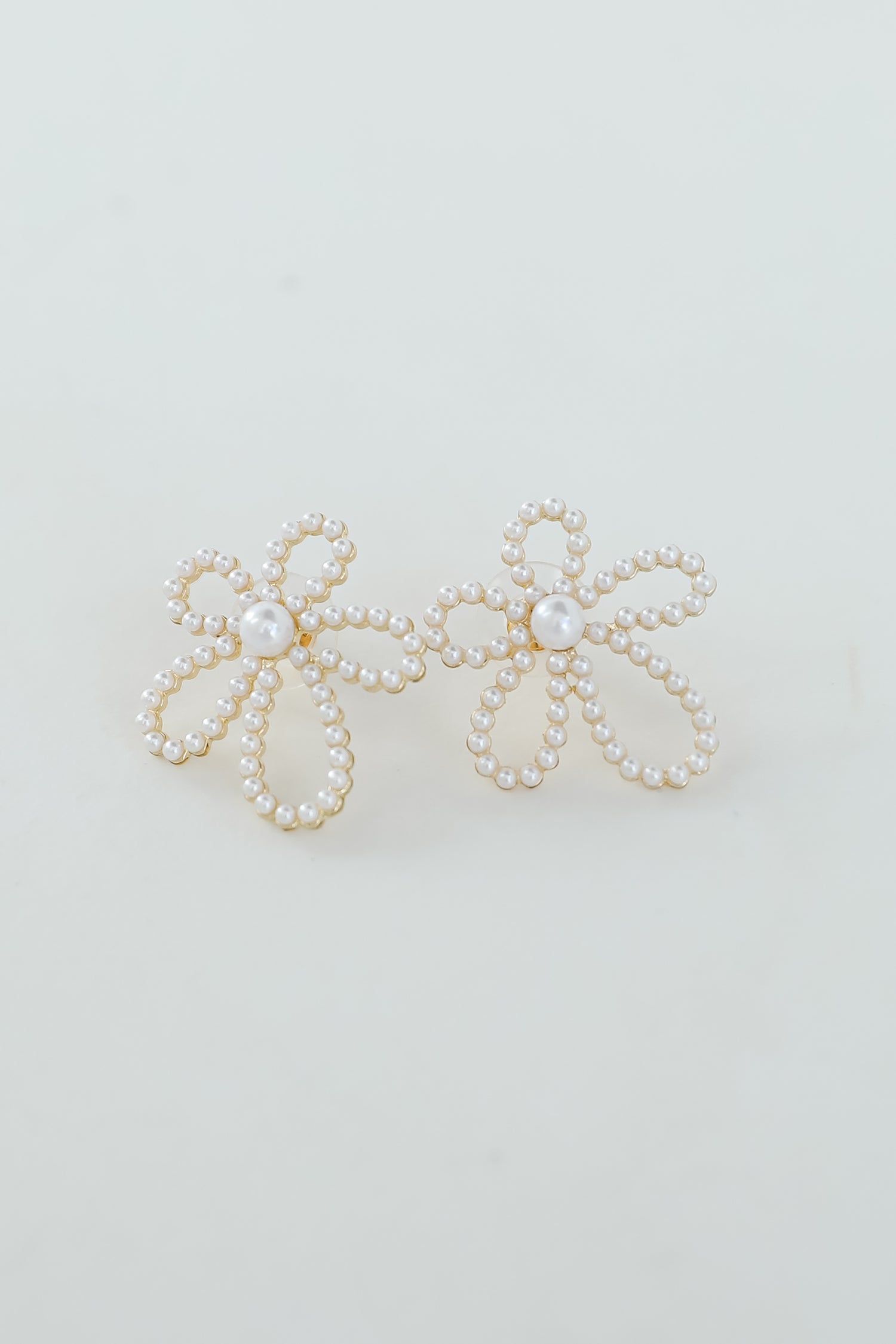 Eve Gold Pearl Flower Stud Earrings