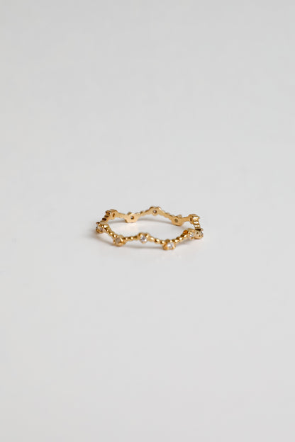 Everleigh Gold Rhinestone Heart Ring