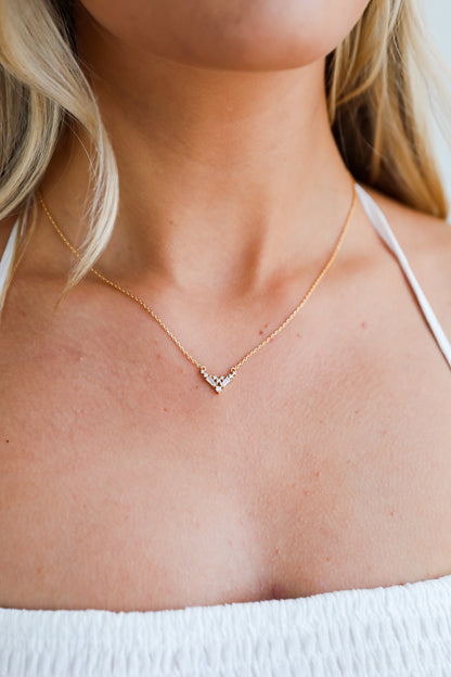 dainty necklaces