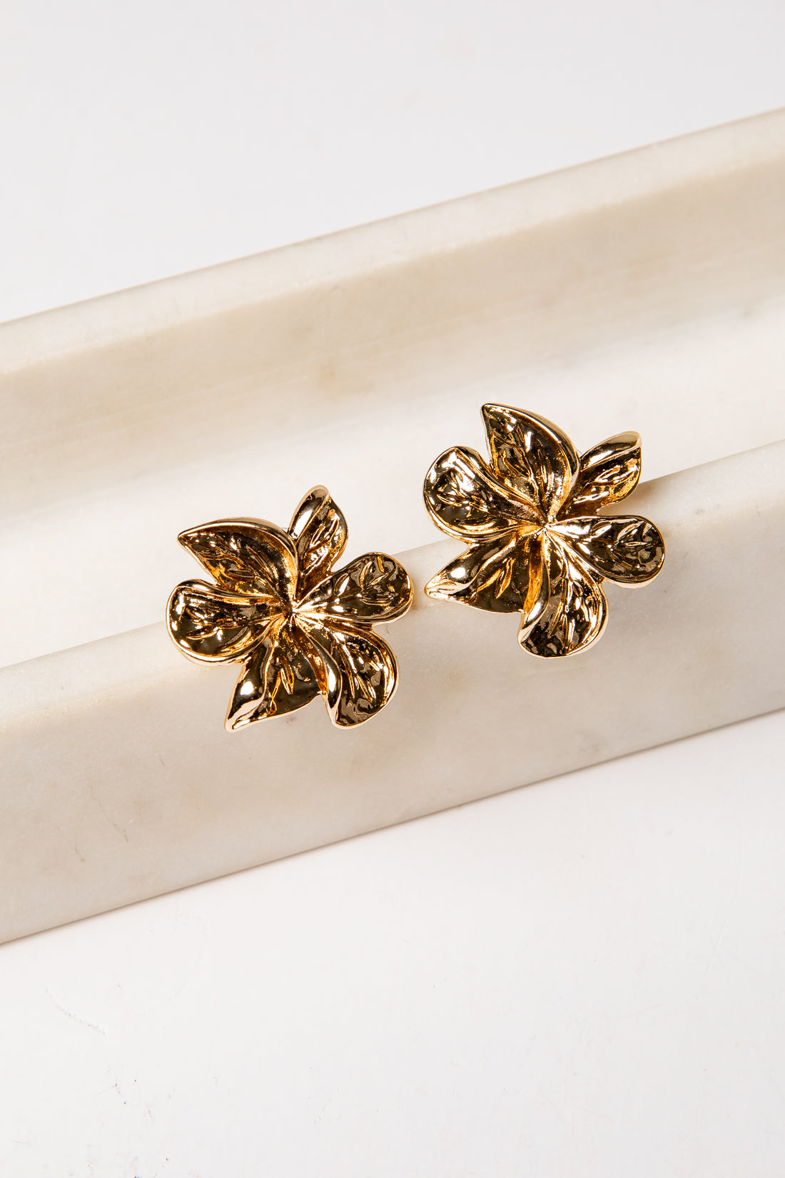 gold stud floral leaf earrings