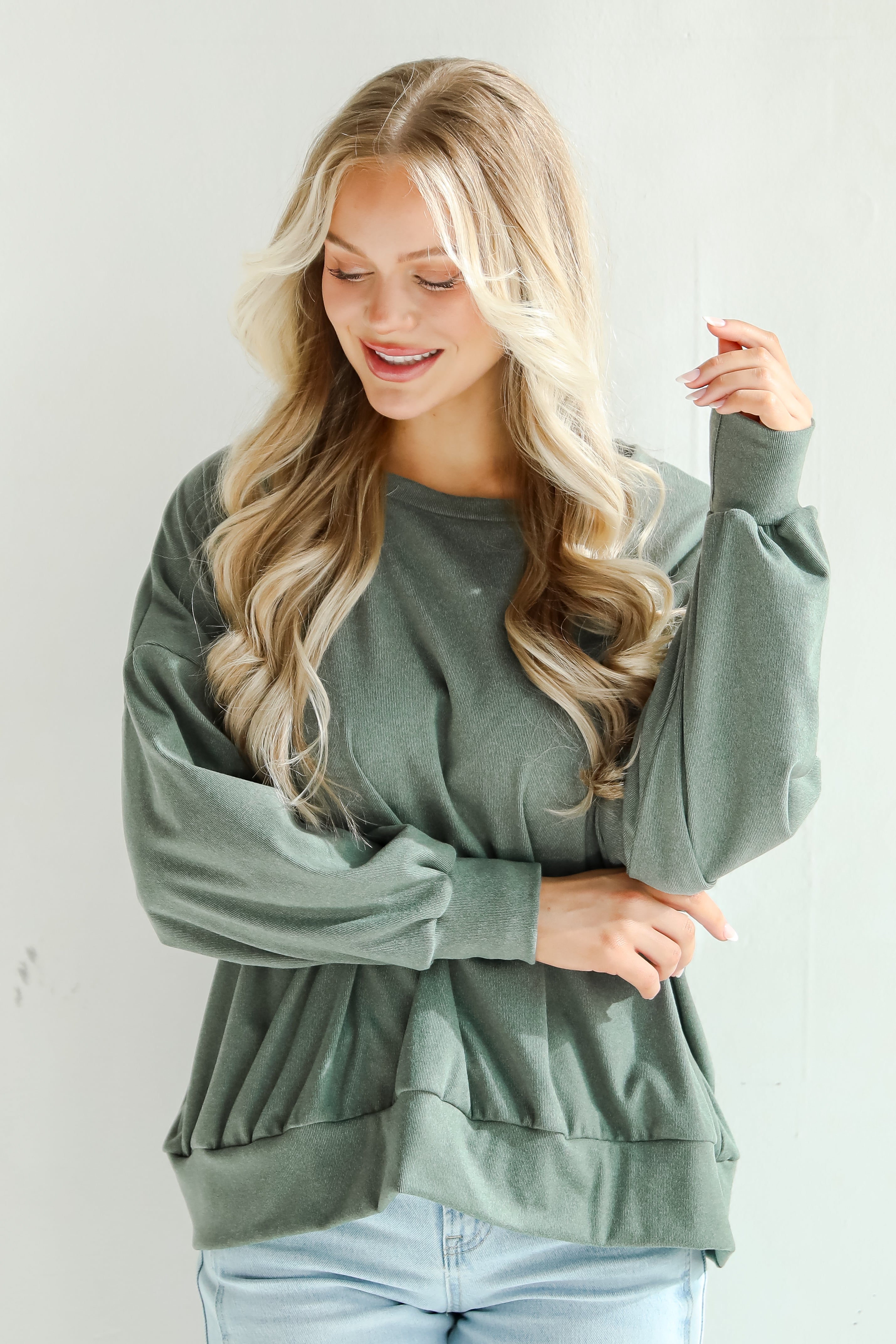 Leisure Essential Oversized Pullover