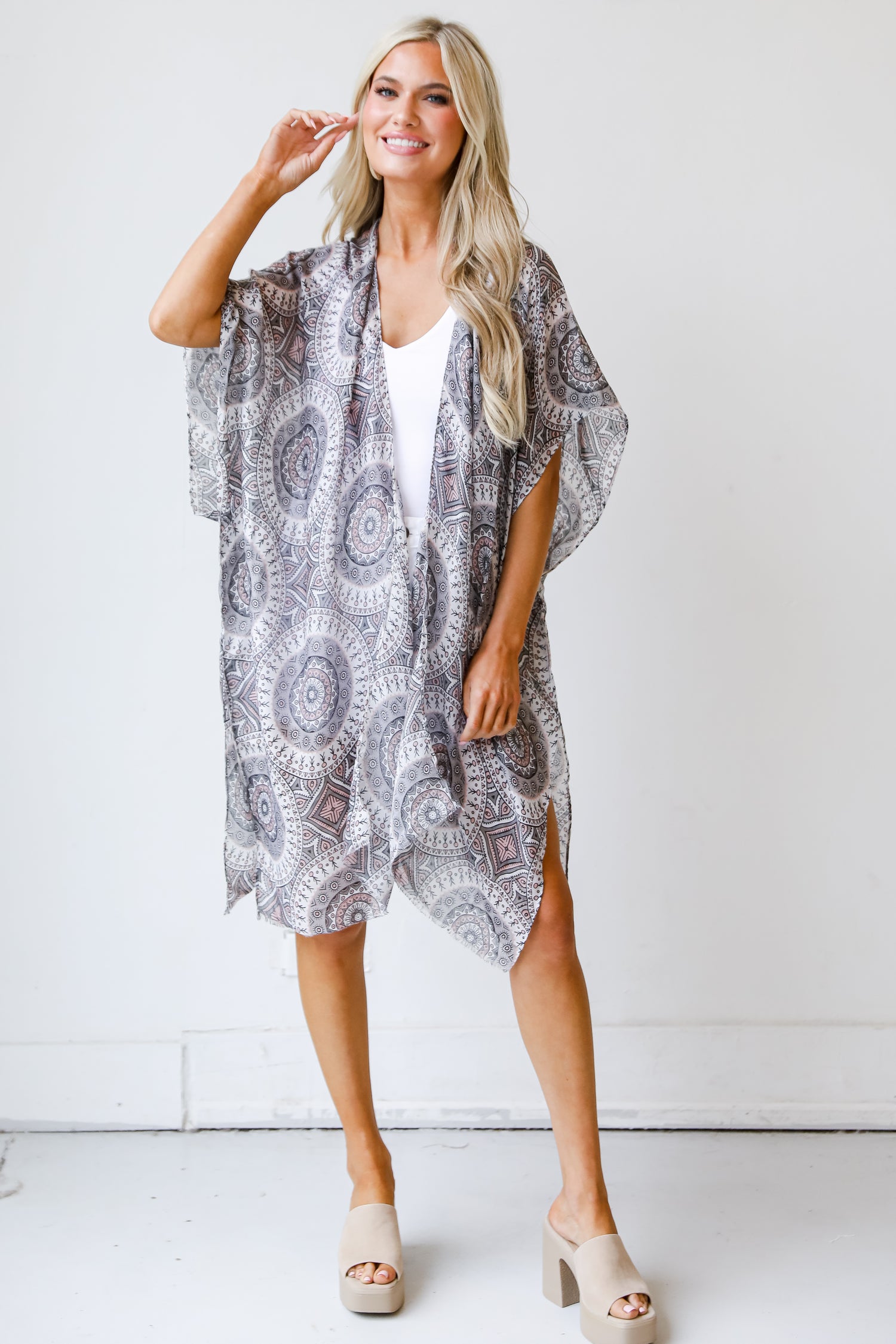 grey Kimono front view
