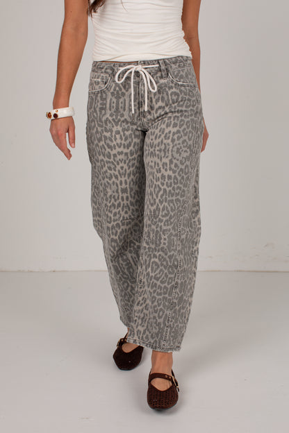 Morgan Leopard High Waist Barrel Leg Jeans