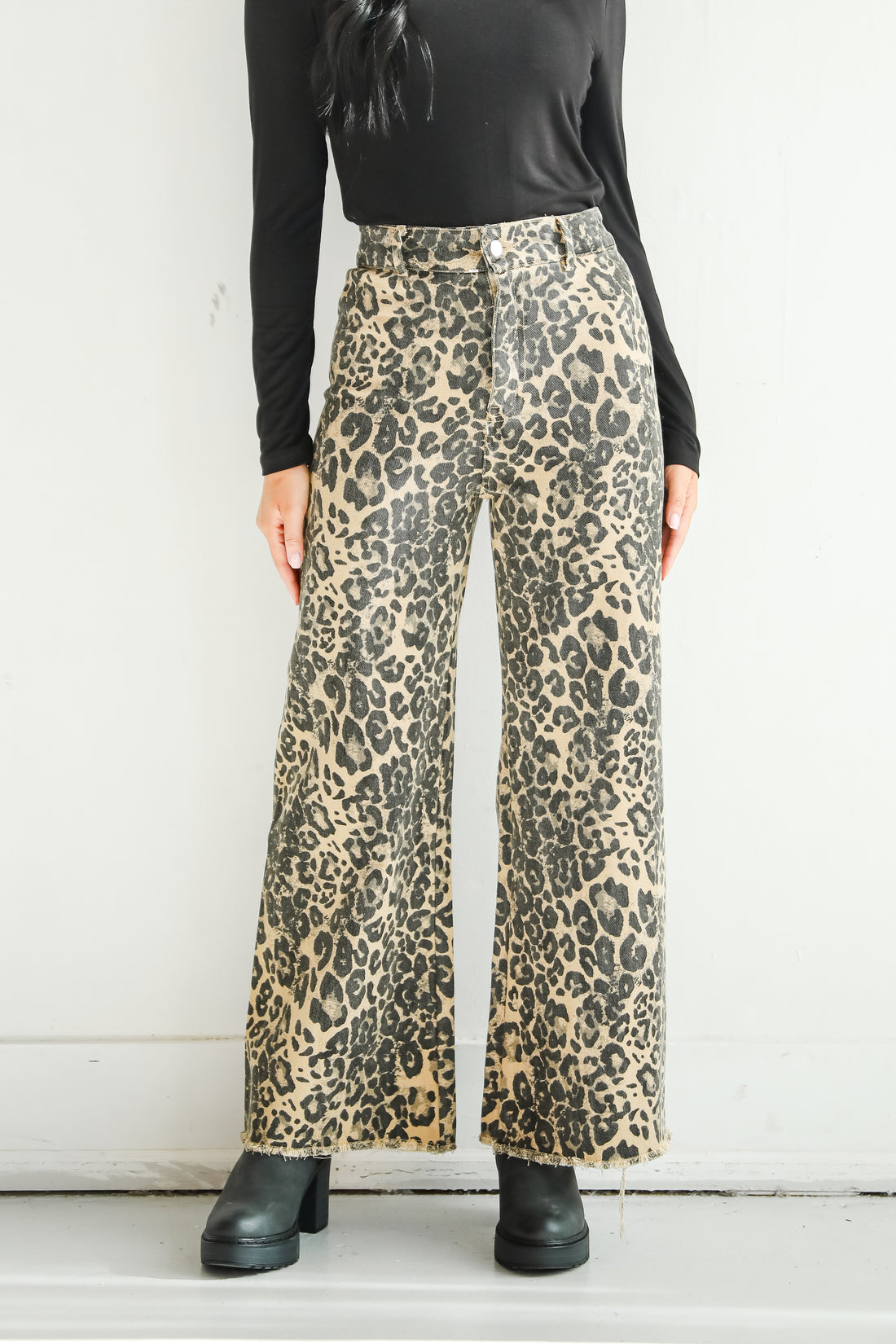 Poised Curation Leopard Wide Leg Jeans