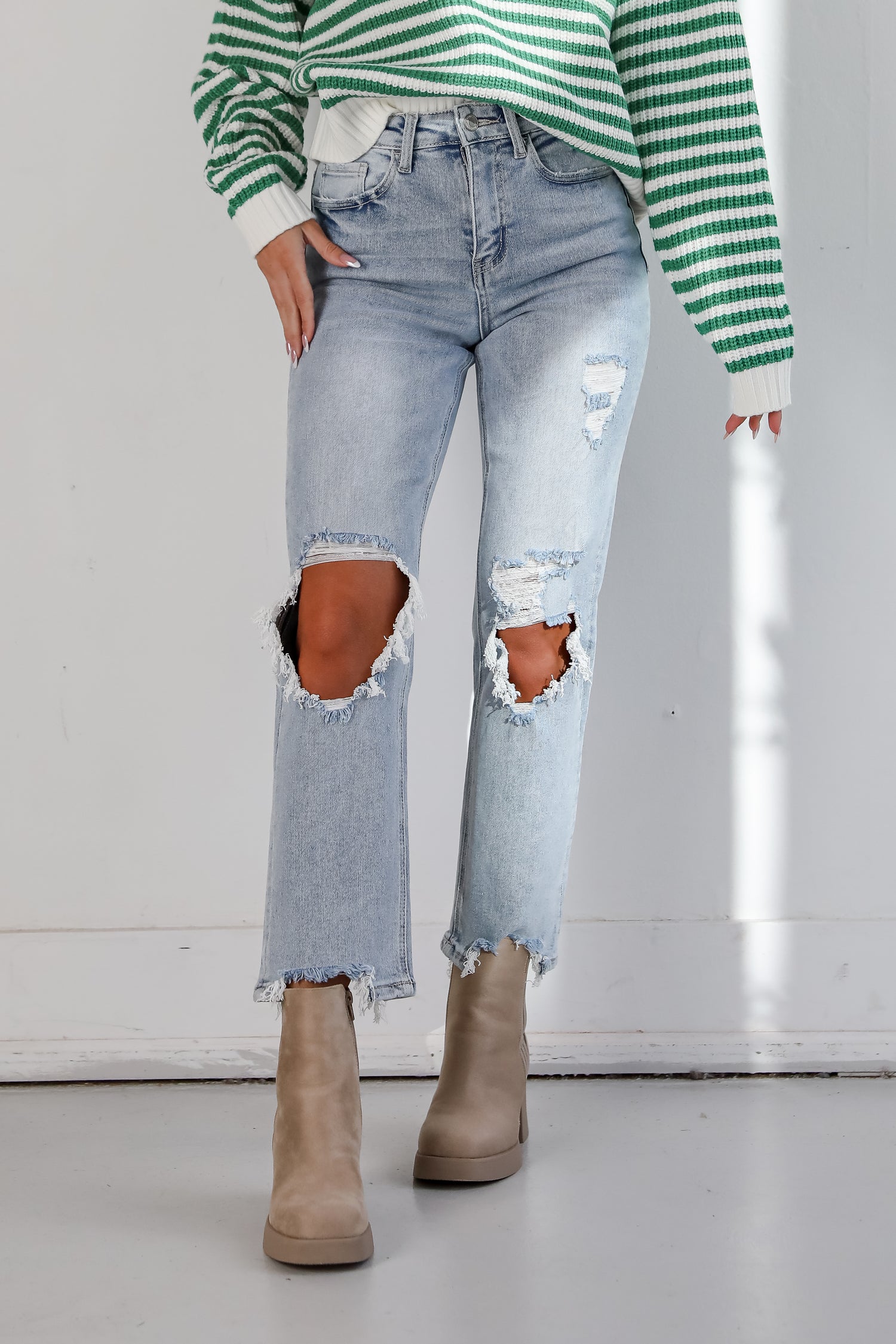 Jodie Light Wash Distressed 90s Vintage Dad Jeans