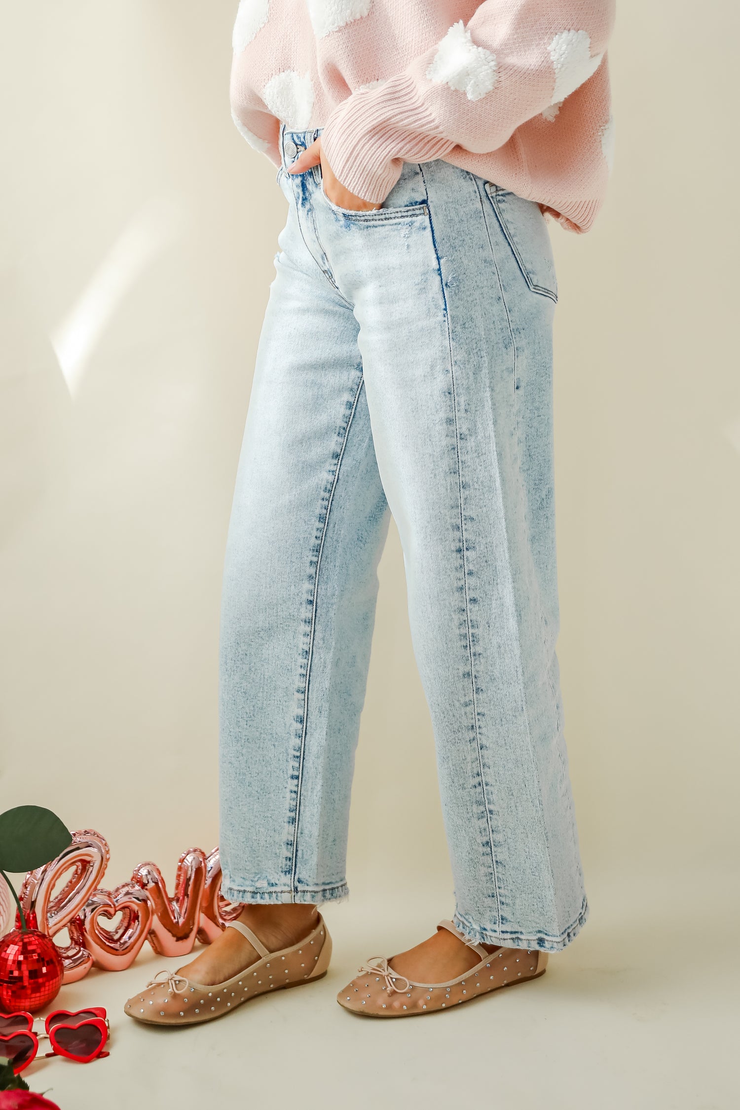 Chelsey Light Wash Barrel Jeans