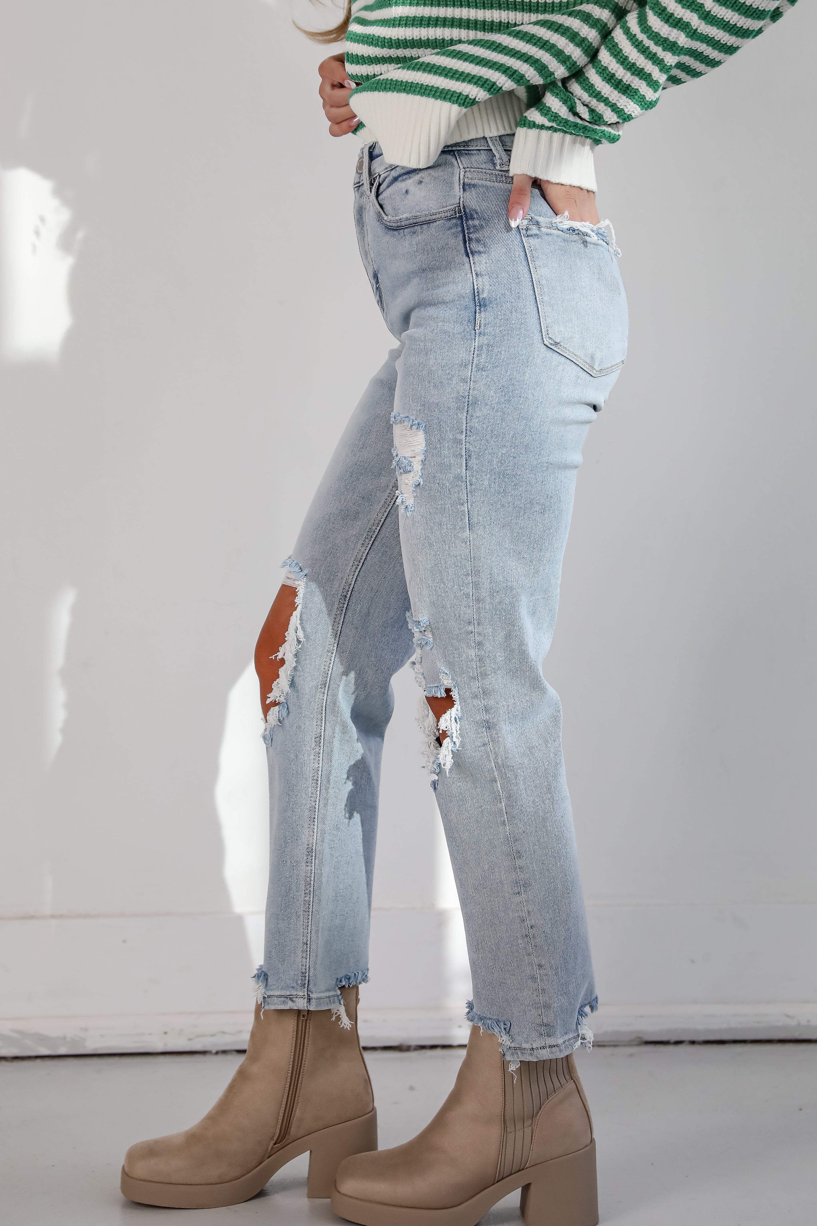 Jodie Light Wash Distressed 90s Vintage Dad Jeans