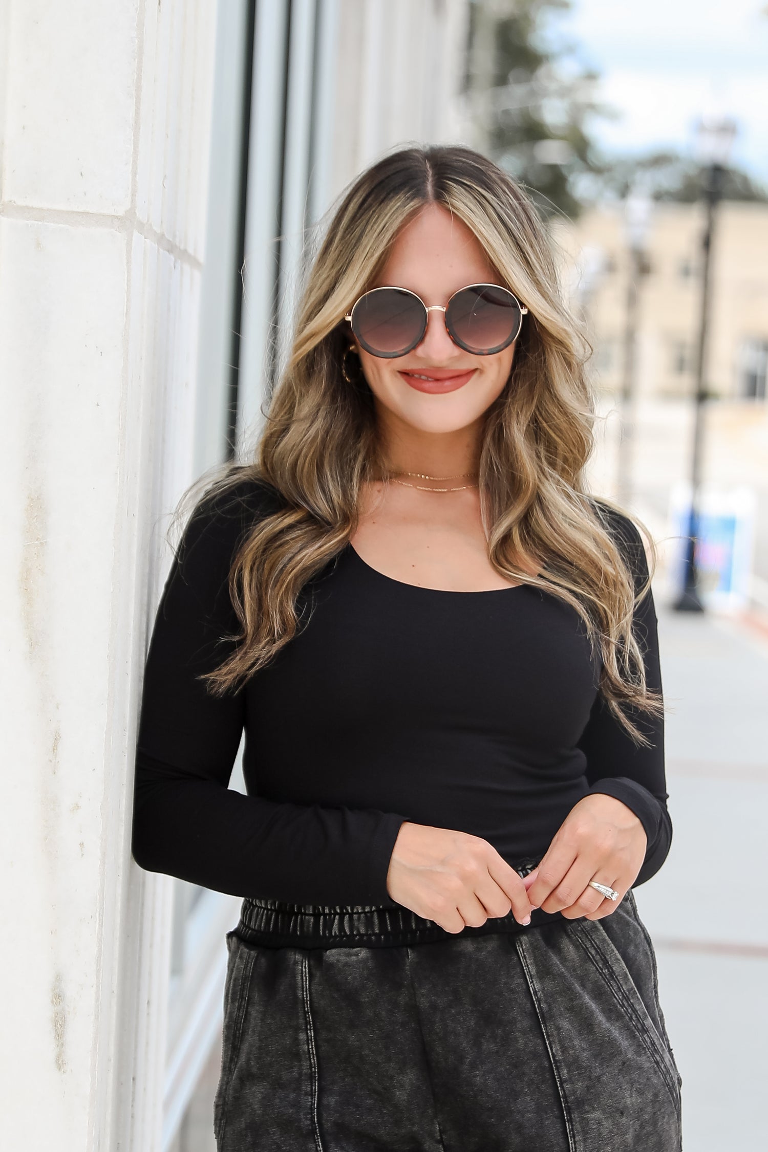 Liz Everyday Scoop Neck Long Sleeve Cropped Tee