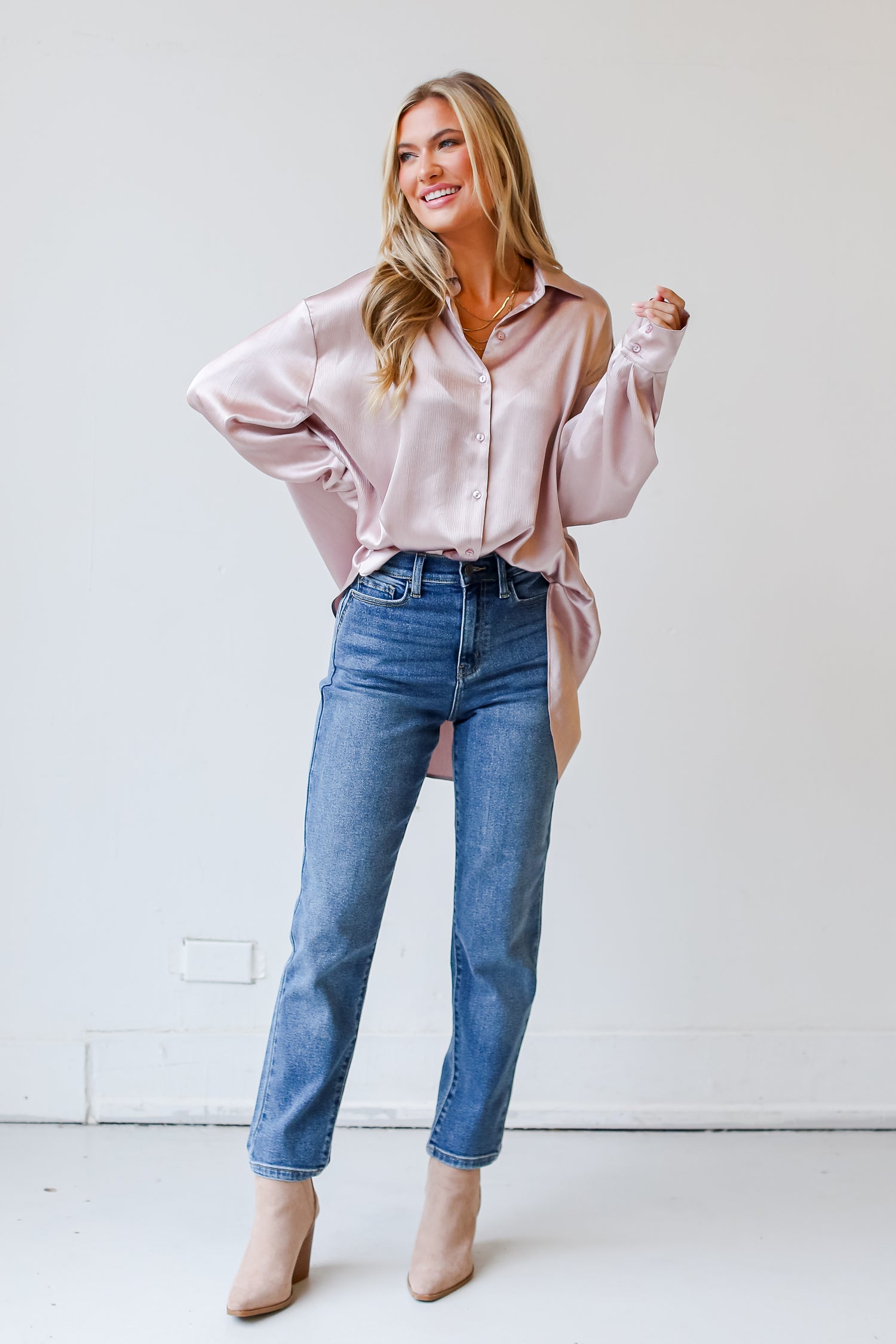 trendy Medium Wash Mom Jeans