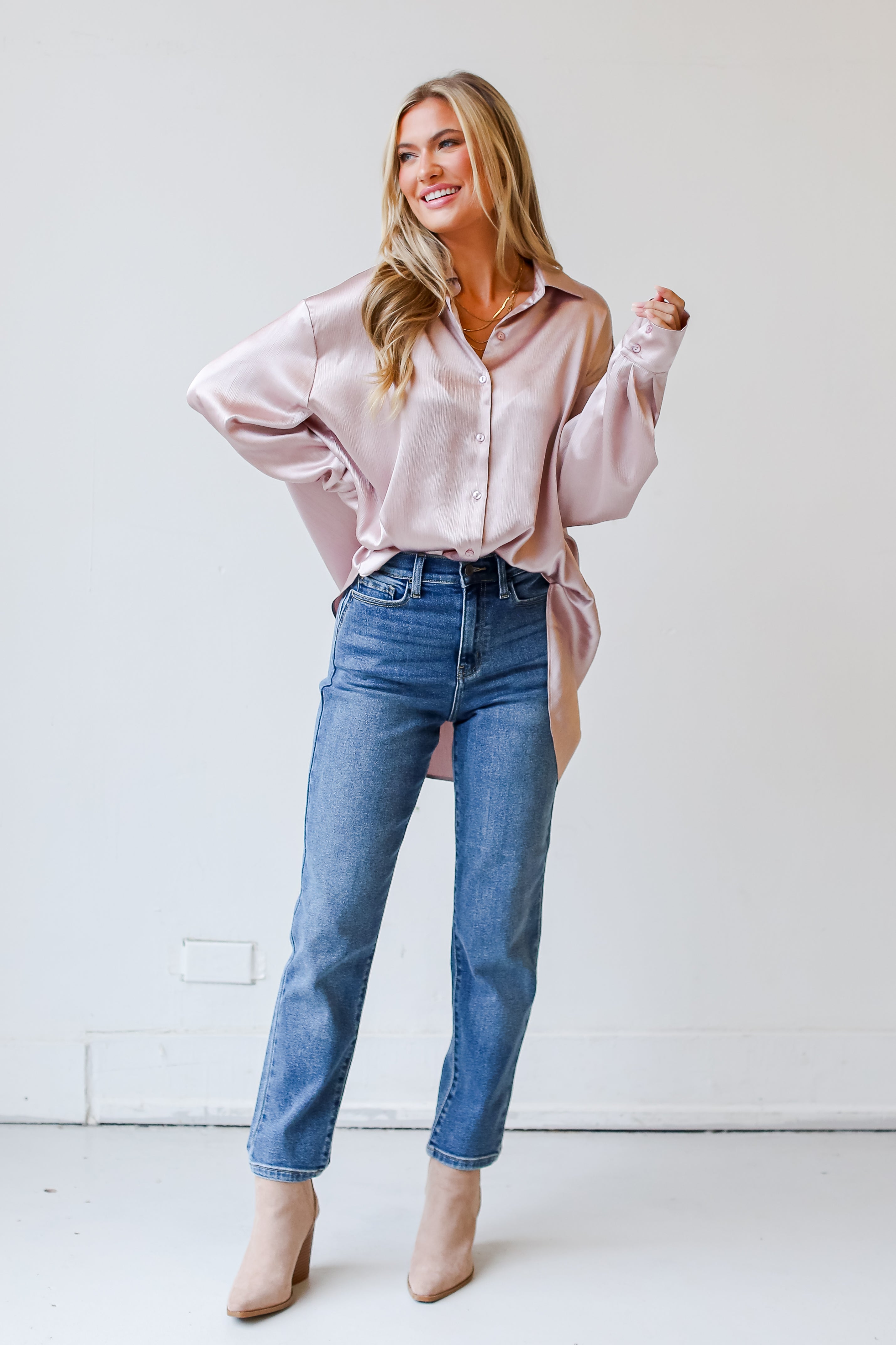 trendy Medium Wash Mom Jeans