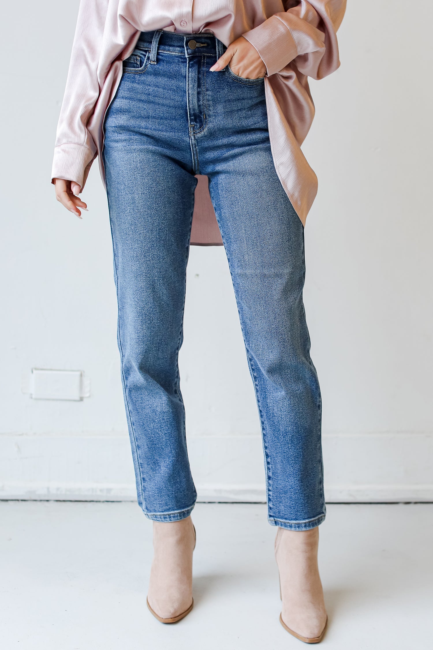 high rise Medium Wash Mom Jeans