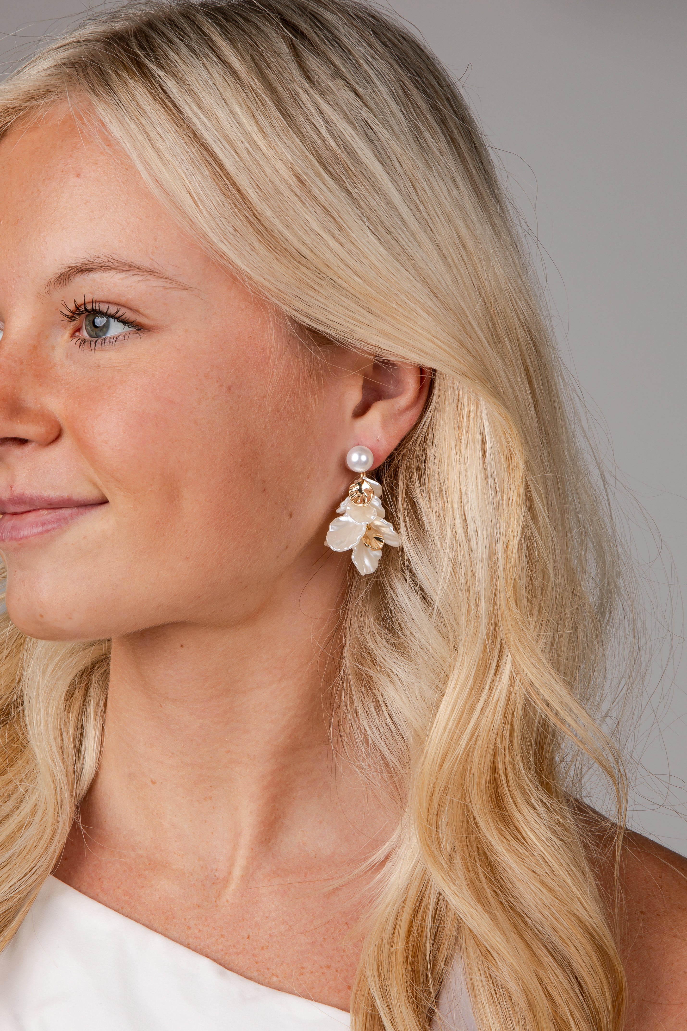 FINAL SALE - Charlotte Pearl White Drop Earrings