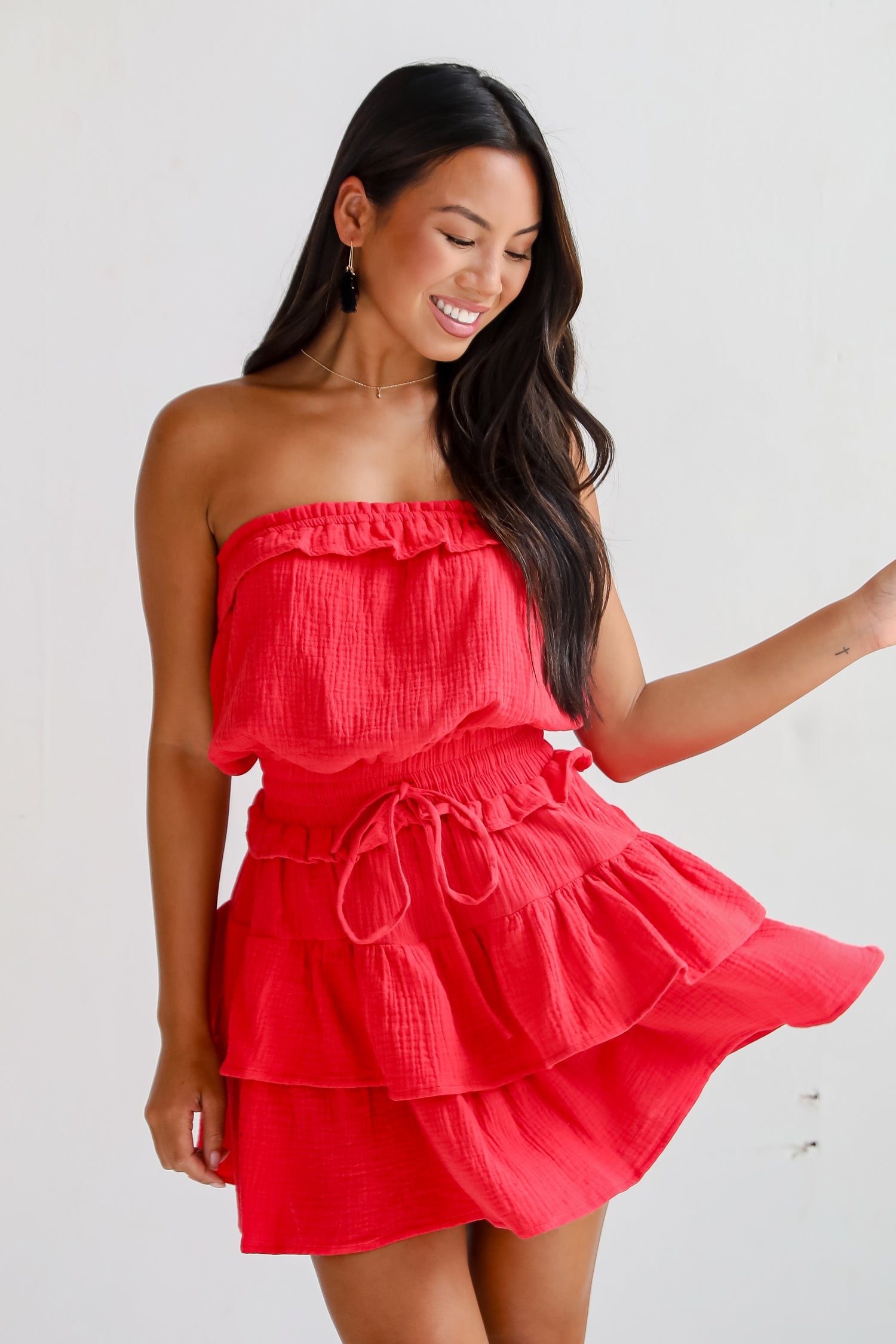 FINAL SALE - On The Sidelines Linen Strapless Mini Dress