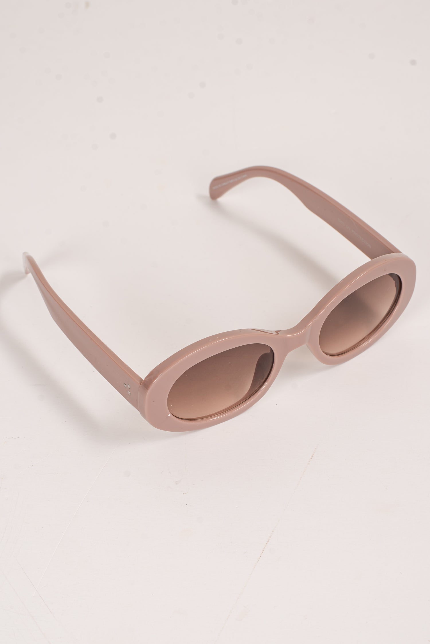 Main Frame Oval Sunglasses
