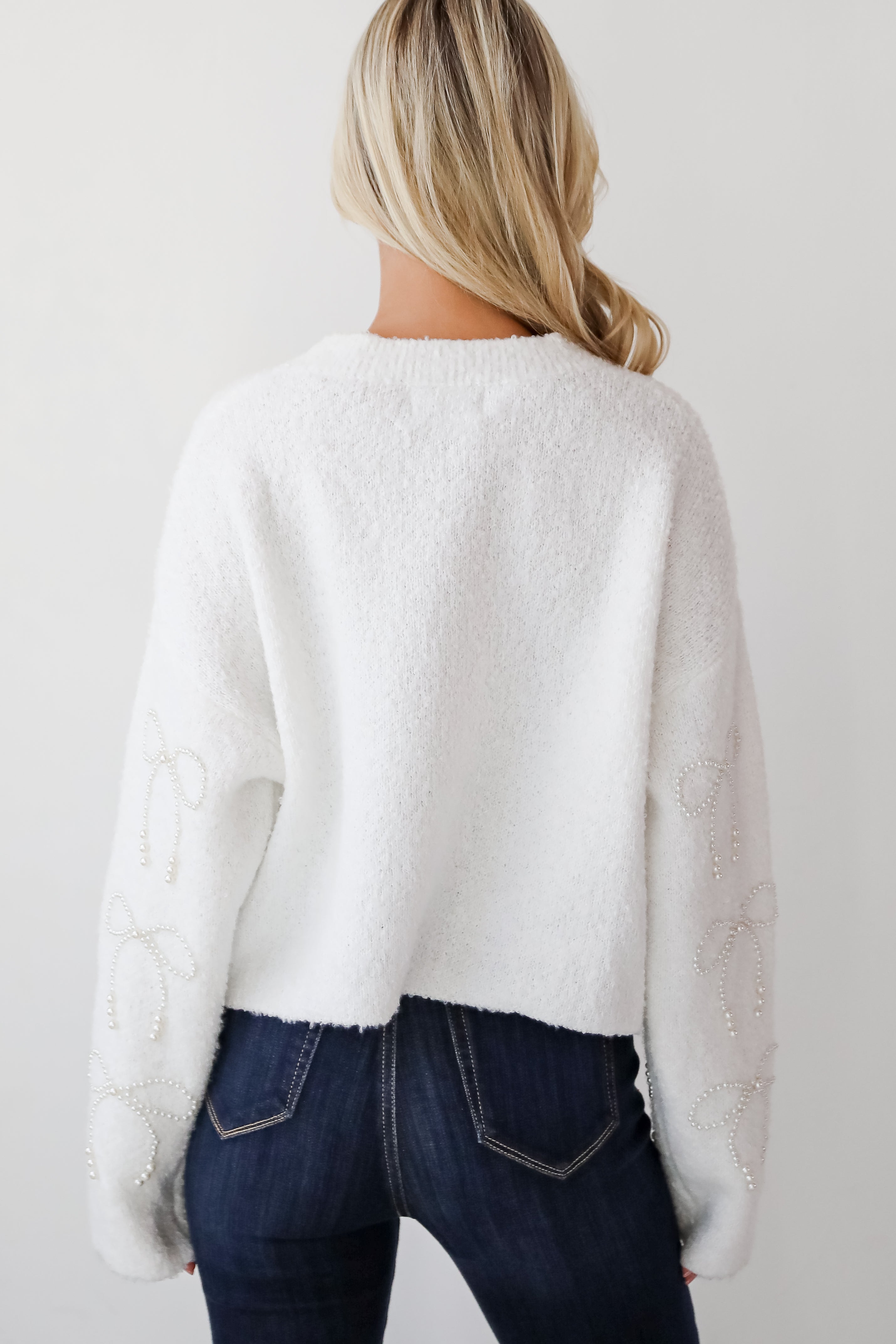 Exquisite Expectation White Pearl Bow Sweater