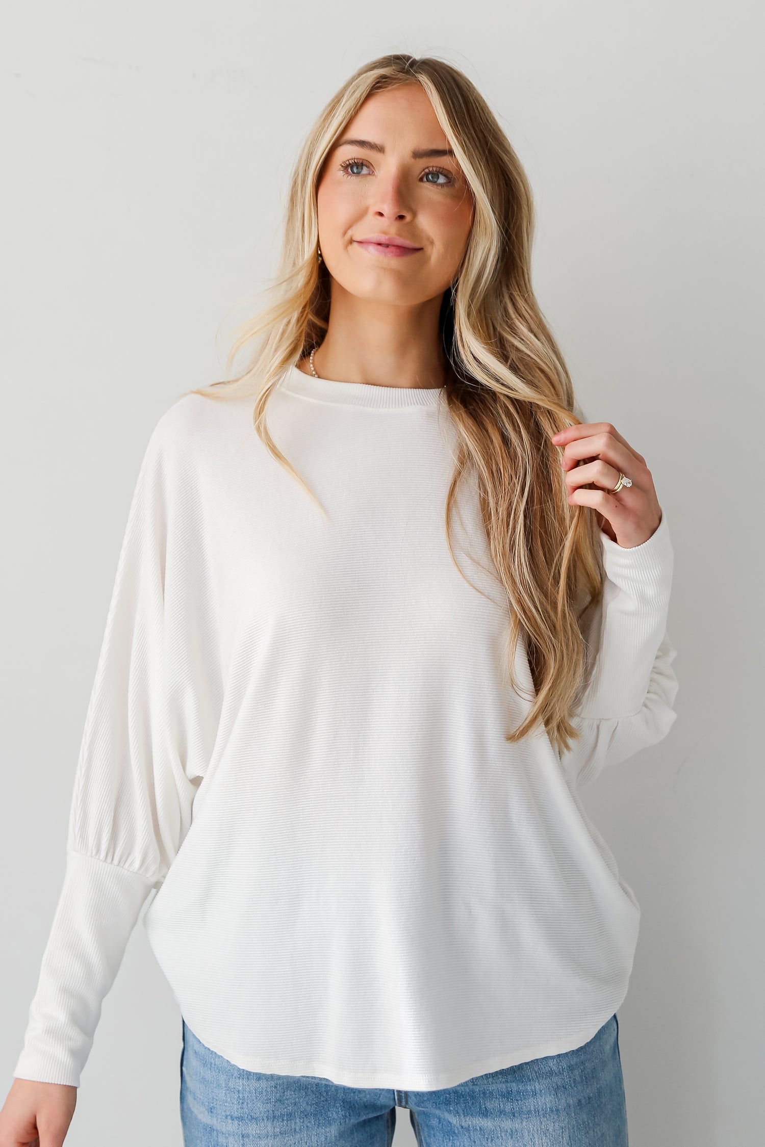 oversized white tops