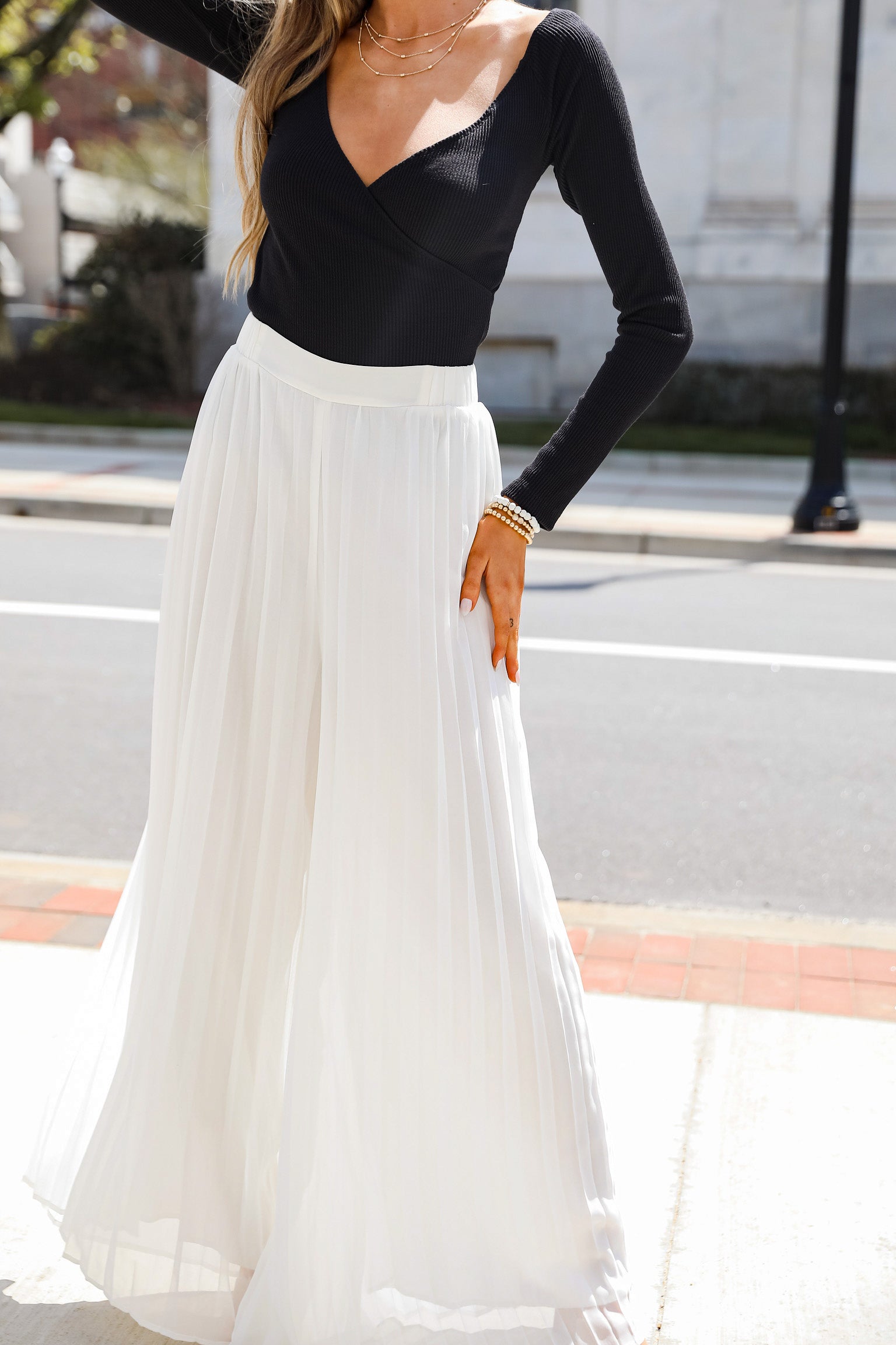 FINAL SALE - Pretty Flair Pleated Wide Leg Pants