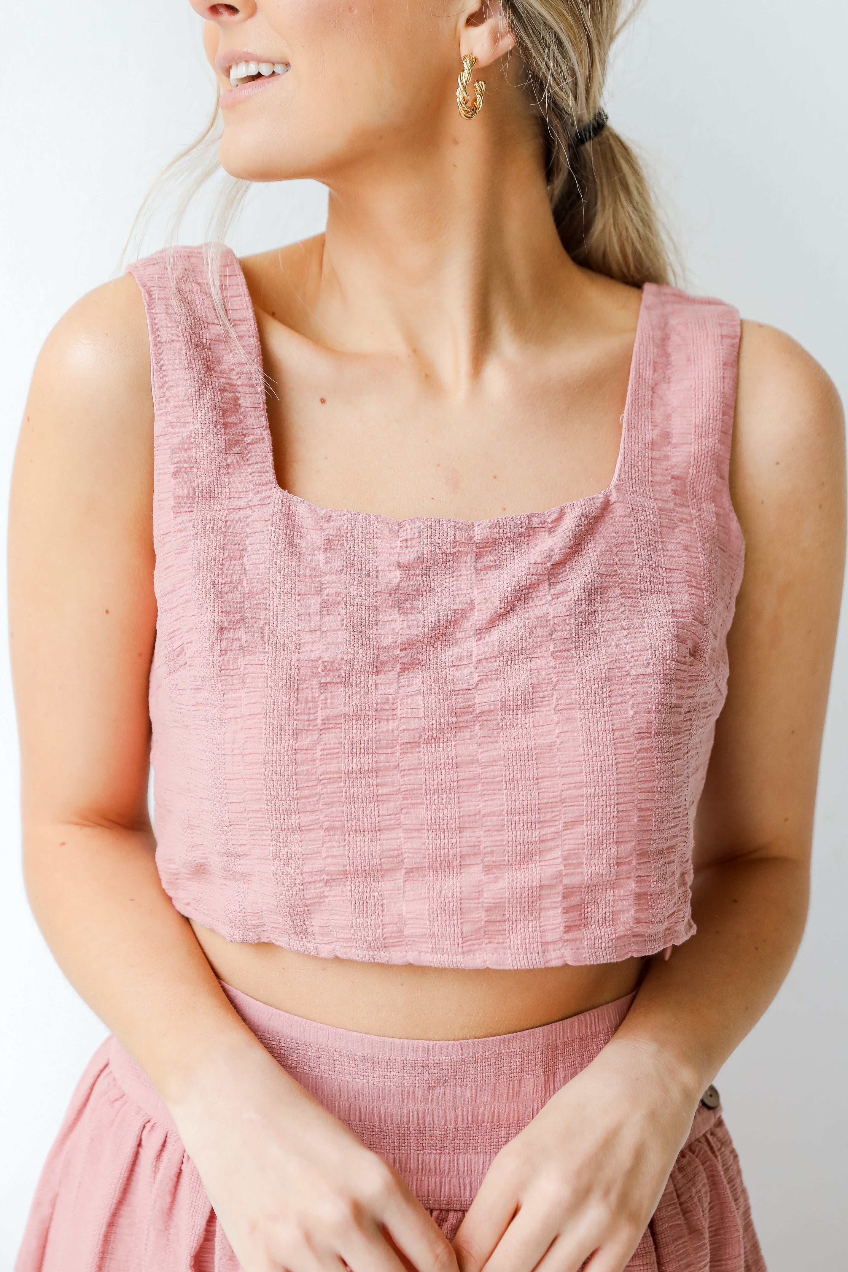 Cropped Tank close up
