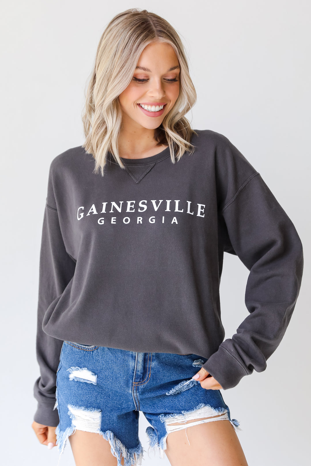 Charcoal Gainesville Georgia Pullover. Graphic Sweatshirt. Gainesville Georgia Sweatshirt