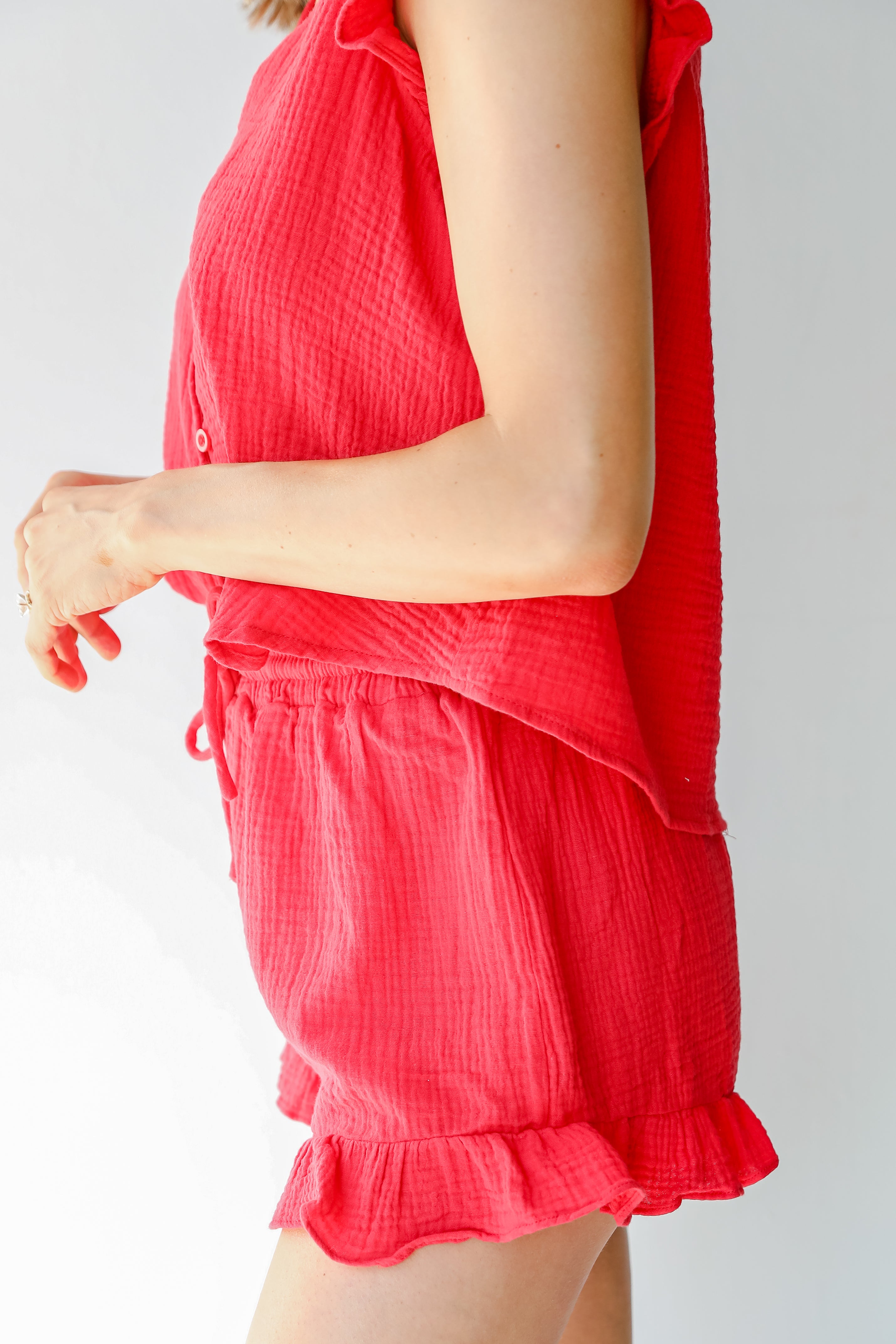 Linen Shorts in red side view