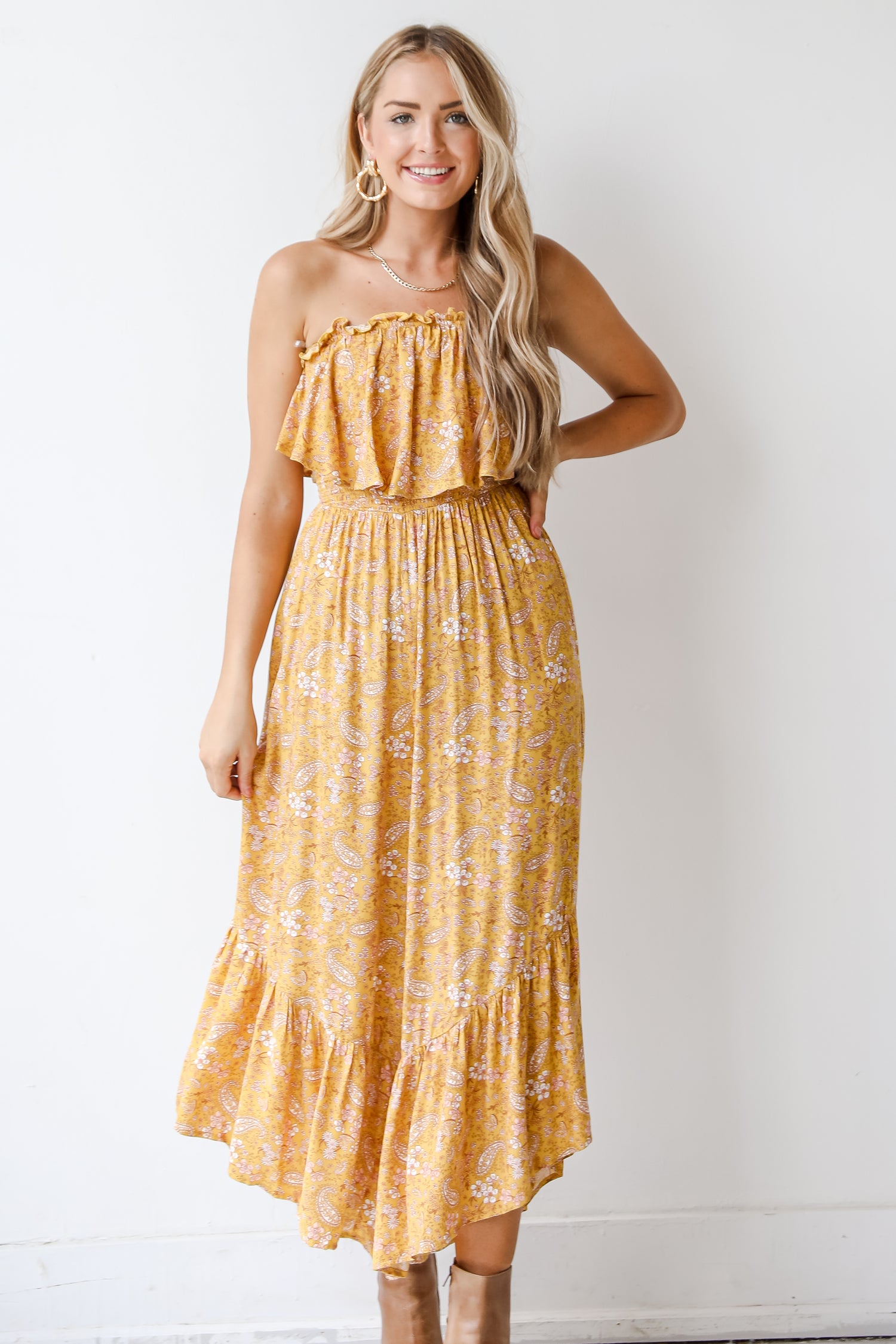 yellow jumpsuit