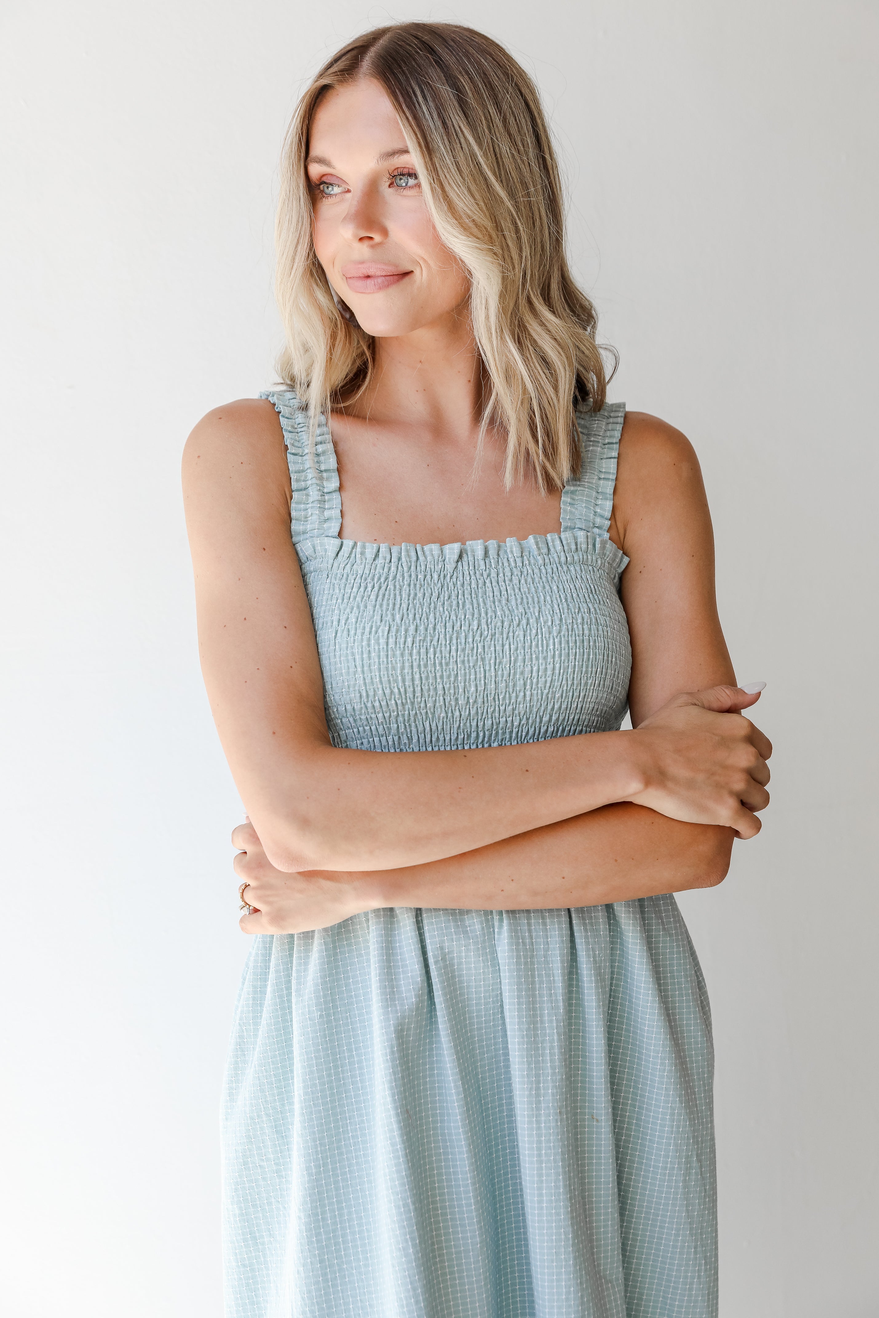 Midi Dress in mint on model