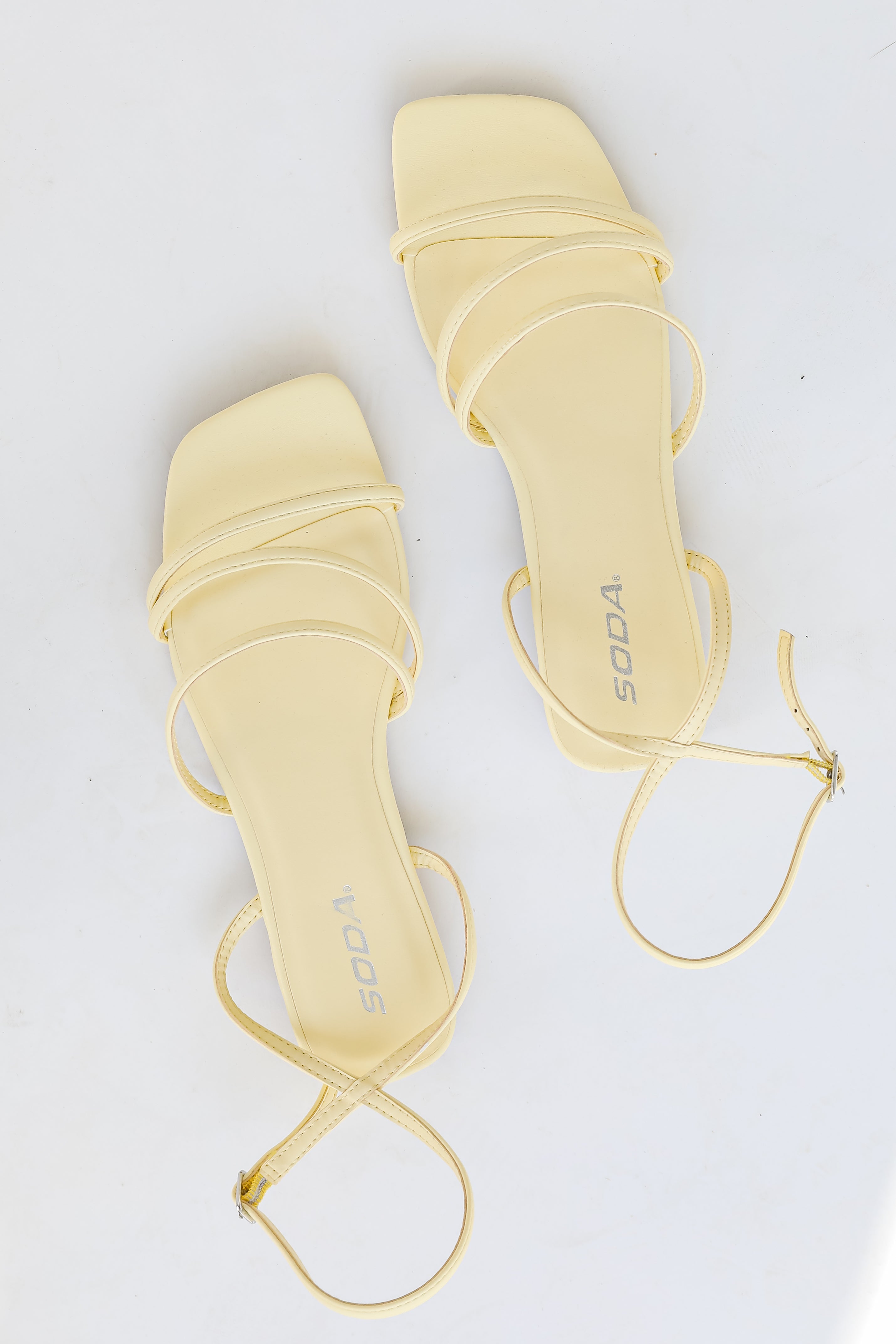 Sandals from dress up